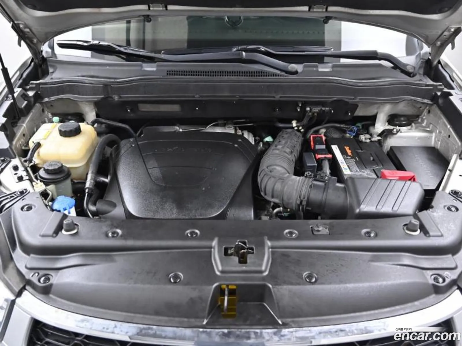 Kg Mobility Ssangyong New Korando C 20 Cvt 2Wd High-End Model - фотография 7399868