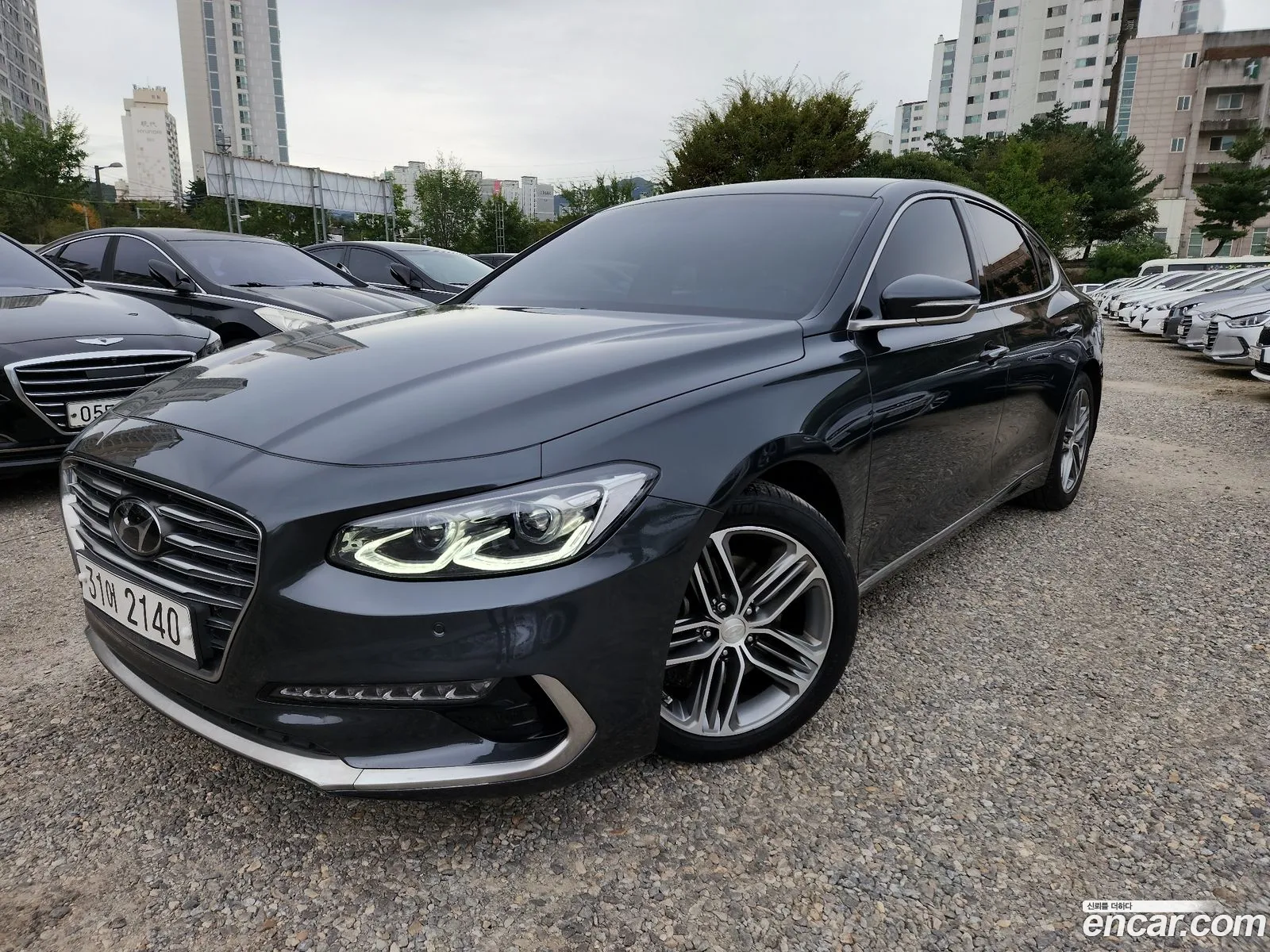 Hyundai Grandeur 24 Premium 2017 - фотография 12502992