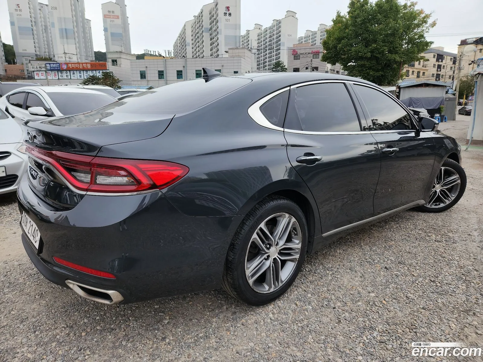 Hyundai Grandeur 24 Premium 2017 - фотография 12502993