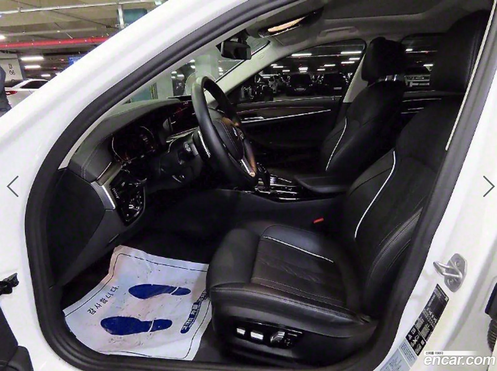 BMW 5 Series G30 530I xDrive Luxury - фотография 14818297