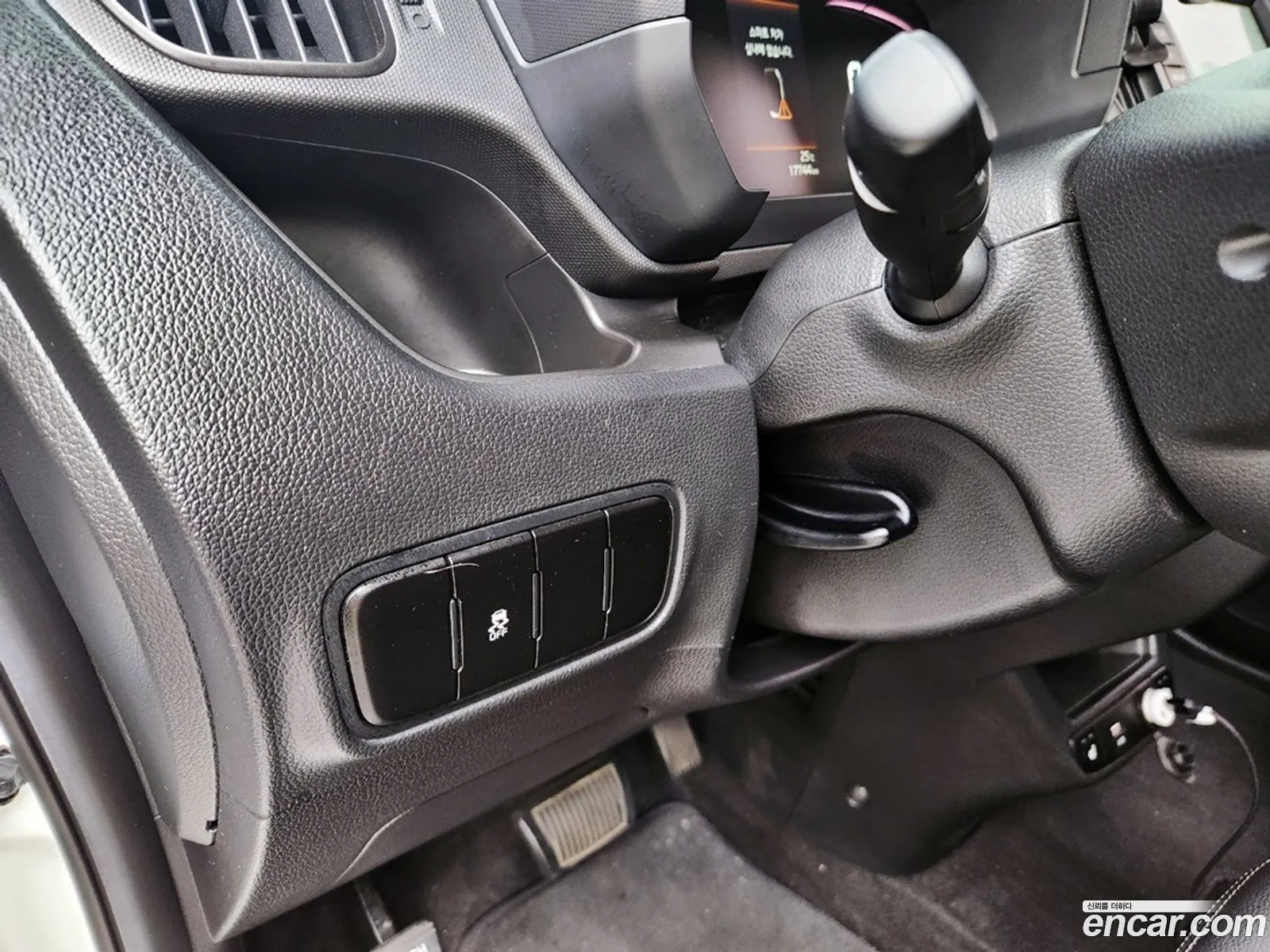 Kia The New Kia Ray-Ban 2-Seater Prestige Special - фотография 1591065