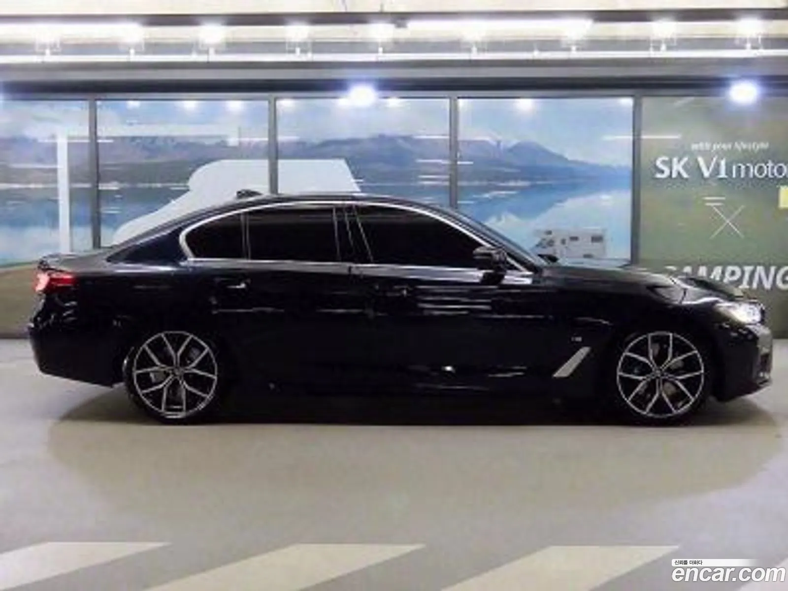 BMW 5 Series G30 530I xDrive M Sports - фотография 14529560