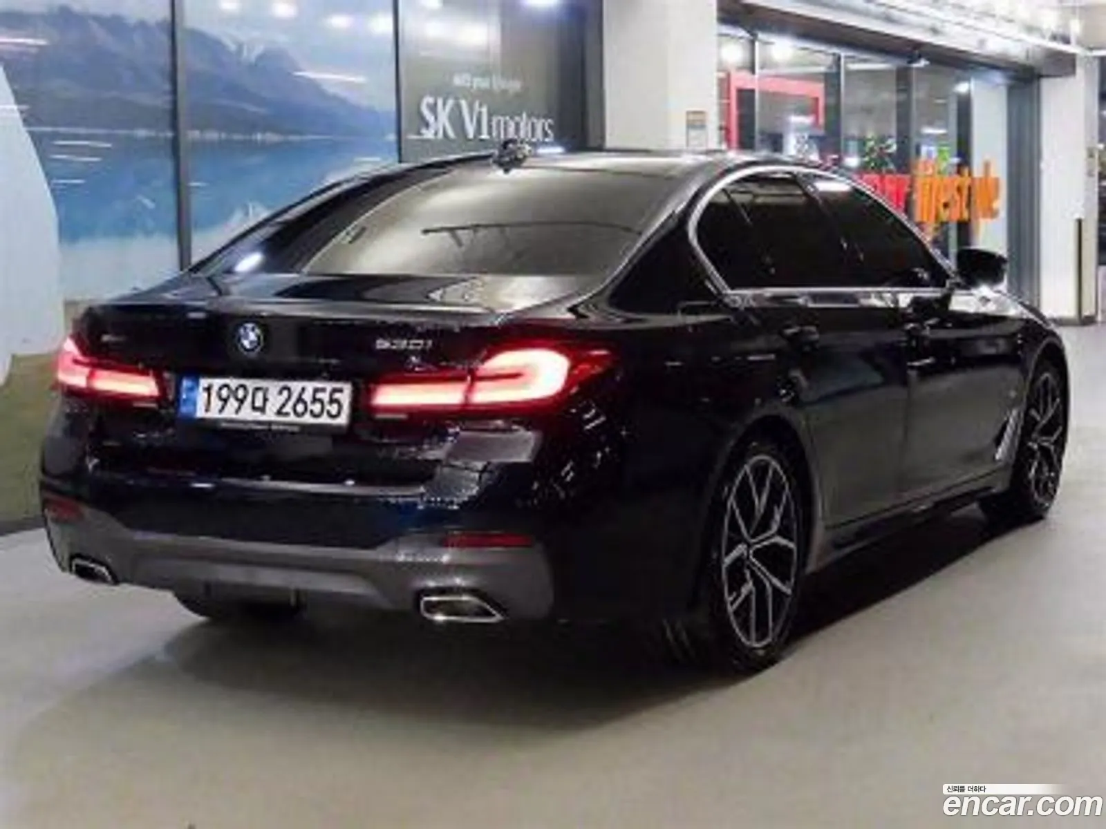 BMW 5 Series G30 530I xDrive M Sports - фотография 14529561