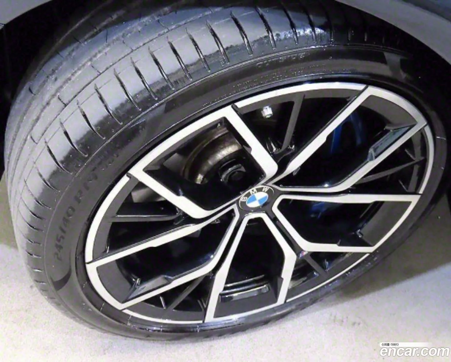 BMW 5 Series G30 530I xDrive M Sports - фотография 14529563