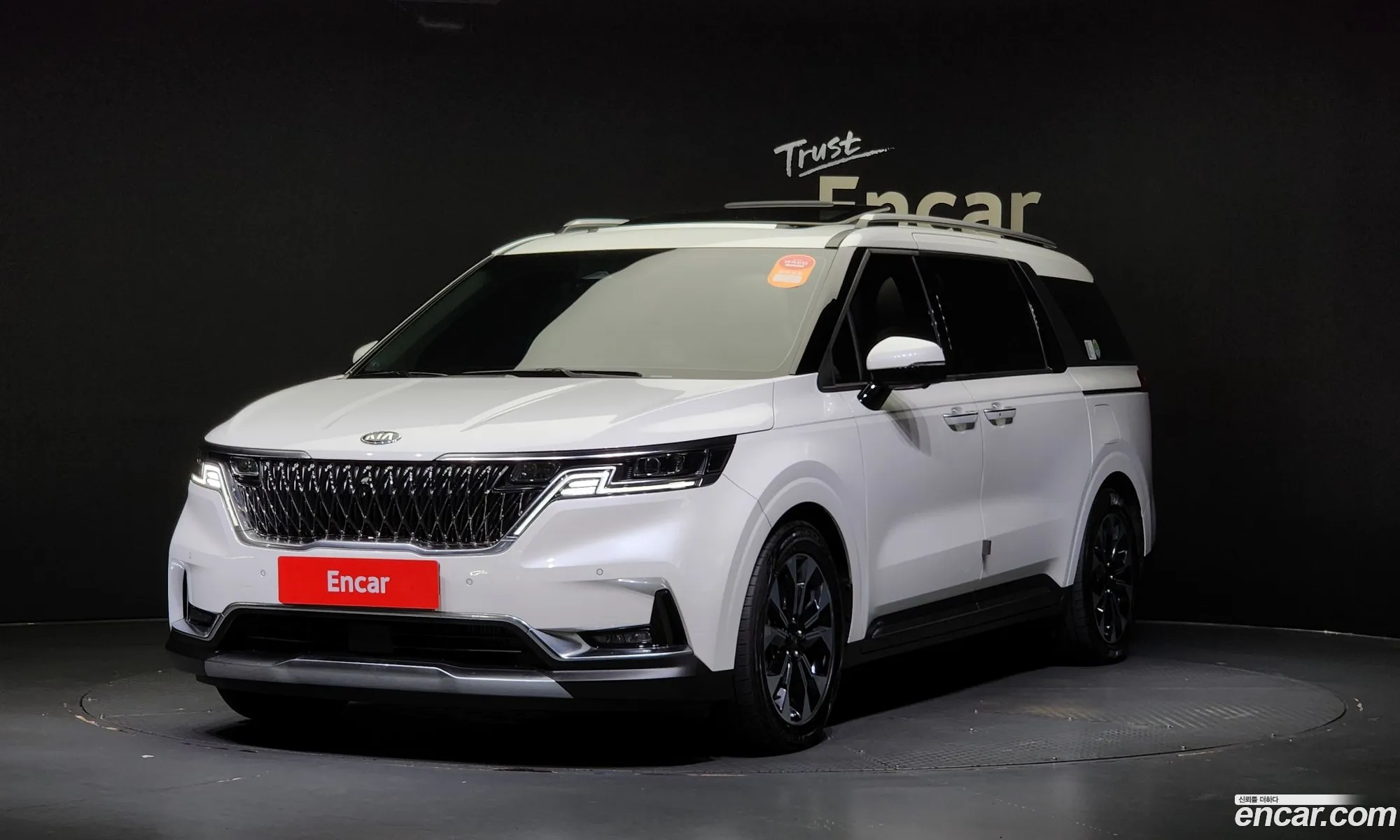 Kia Carnival 4Th Generation 7-Seater Signature - фотография 1618583