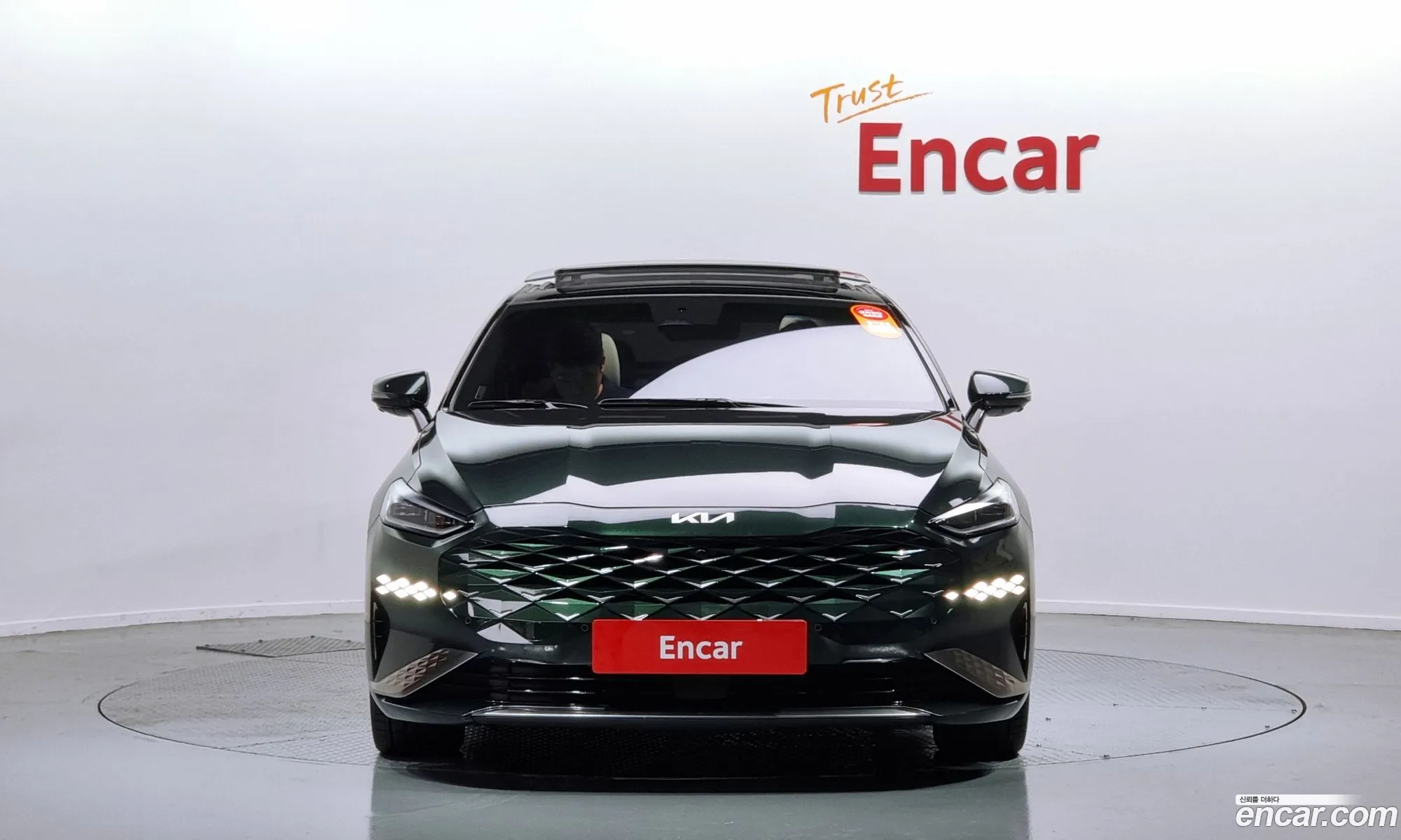 Kia K8 Hybrid Signature - фотография 1618609