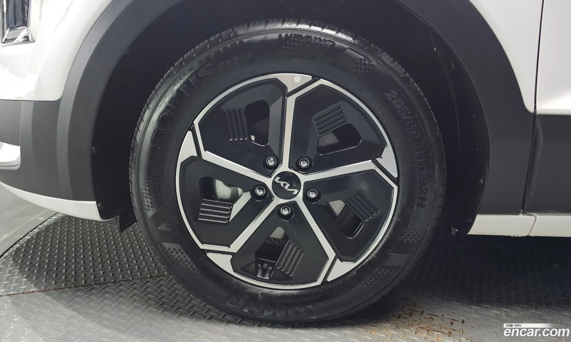 Kia The All New Niro Prestige - фотография 1612416