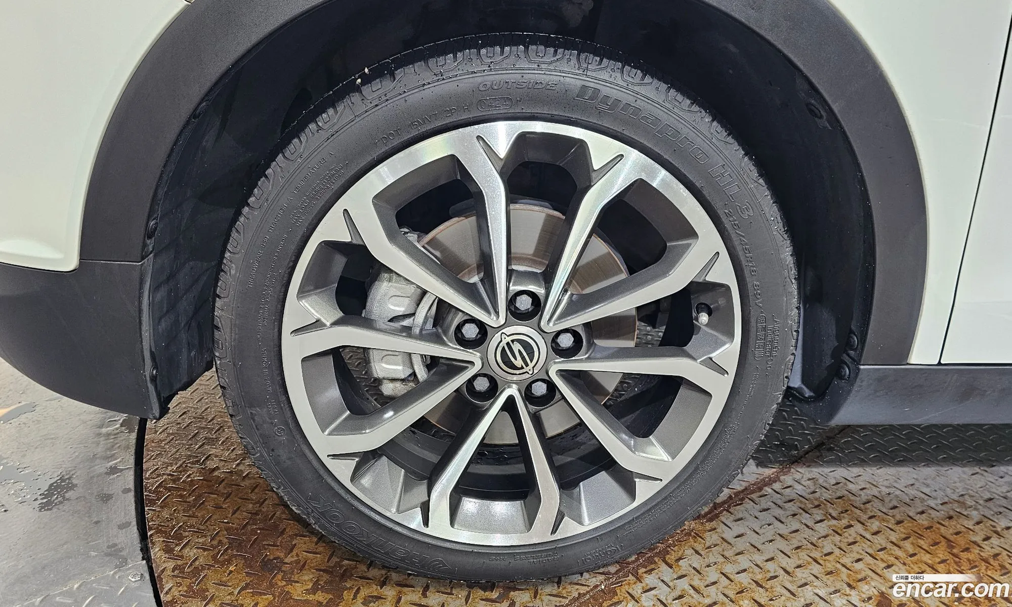 Kg Mobility Ssangyong Tivoli Air Diesel Ix 2Wd - фотография 7776962