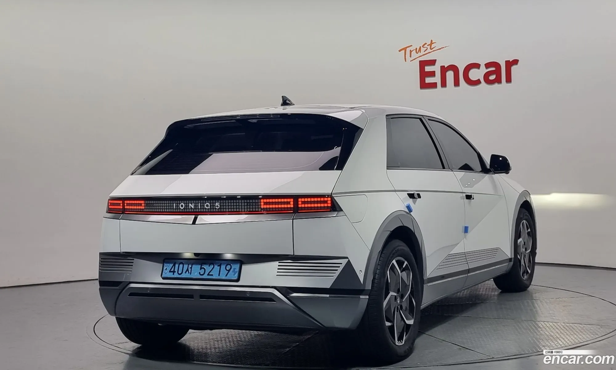 Hyundai Ioniq 5 Long Range Exclusive - фотография 1890851