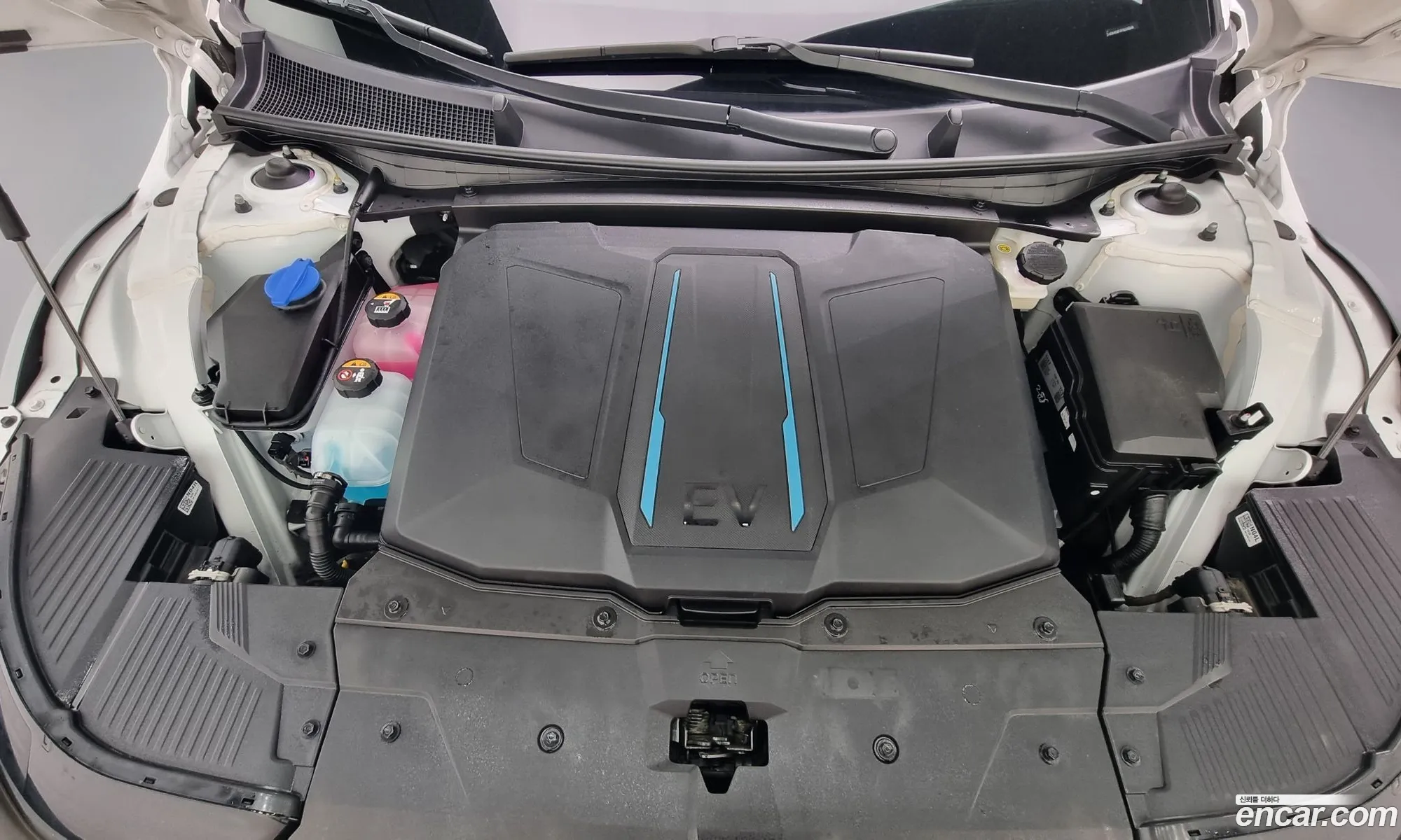 Hyundai Ioniq 5 Long Range Exclusive - фотография 1890855