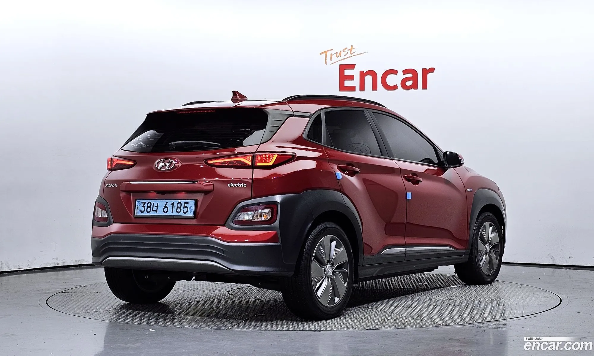 Hyundai Kona Electric Modern - фотография 12460224