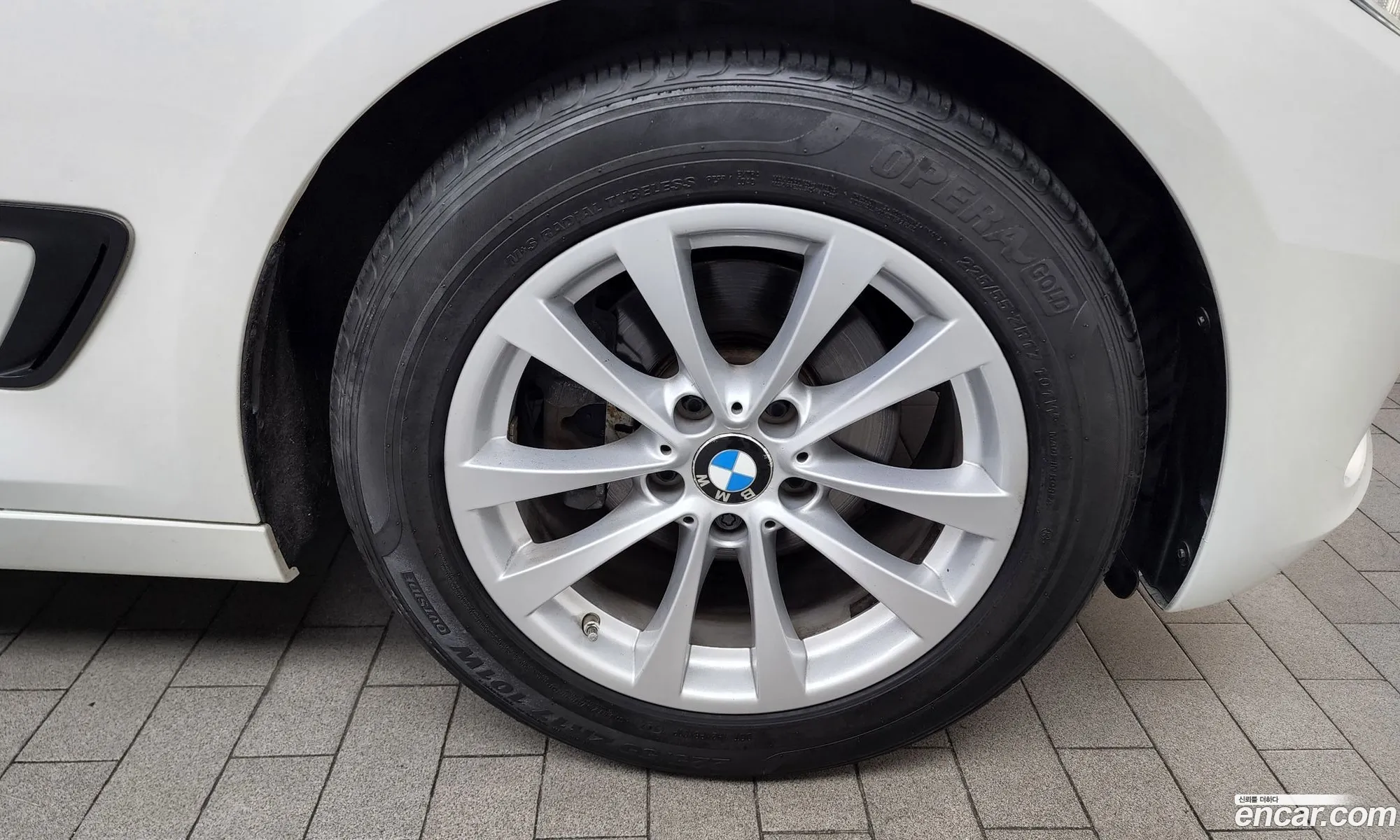 BMW 3 Series Gt F34 Gt 320D xDrive - фотография 15280430