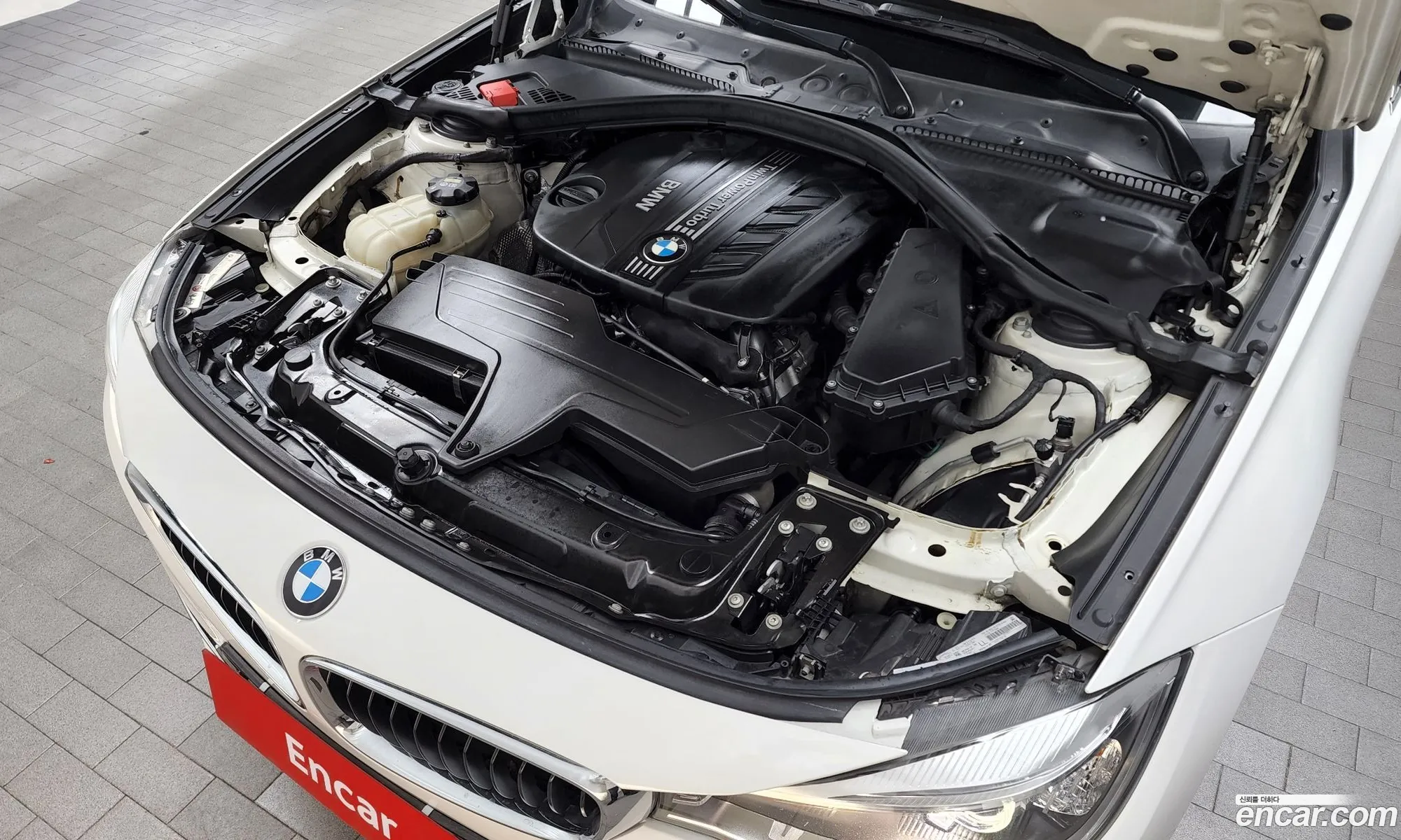 BMW 3 Series Gt F34 Gt 320D xDrive - фотография 15280431