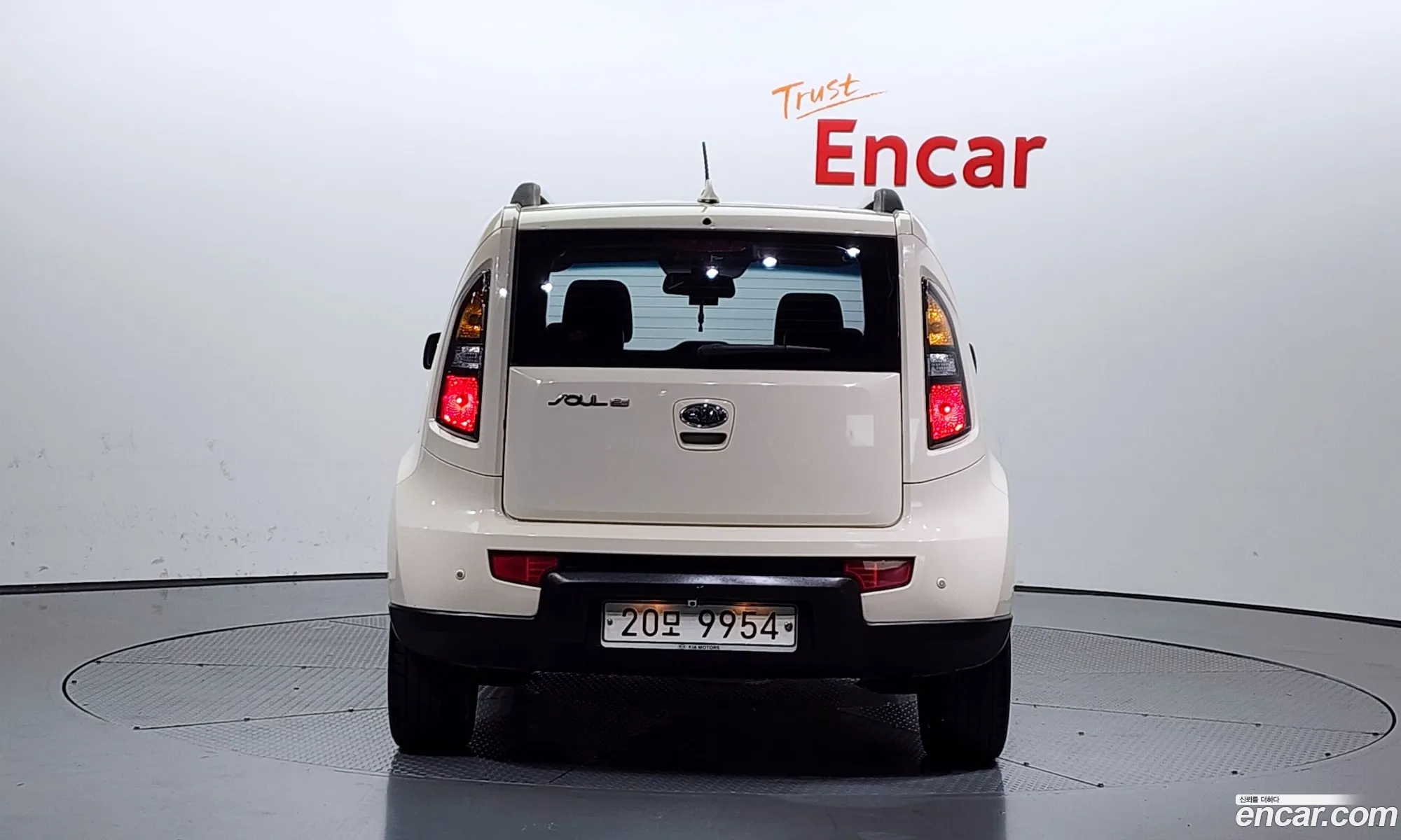 Kia Soul 20 2U Top-Of-The-Line Model - фотография 1603017