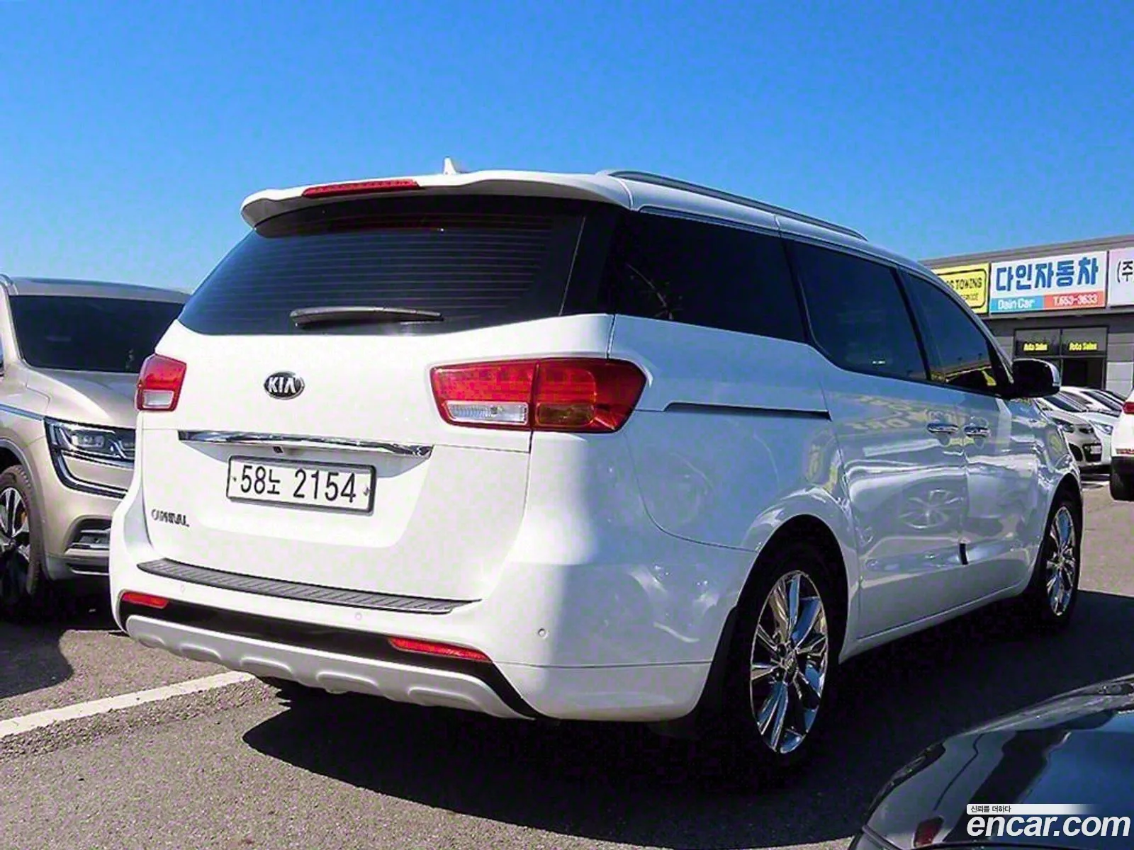 Kia All New Carnival 9-Seater Noblesse - фотография 1591038