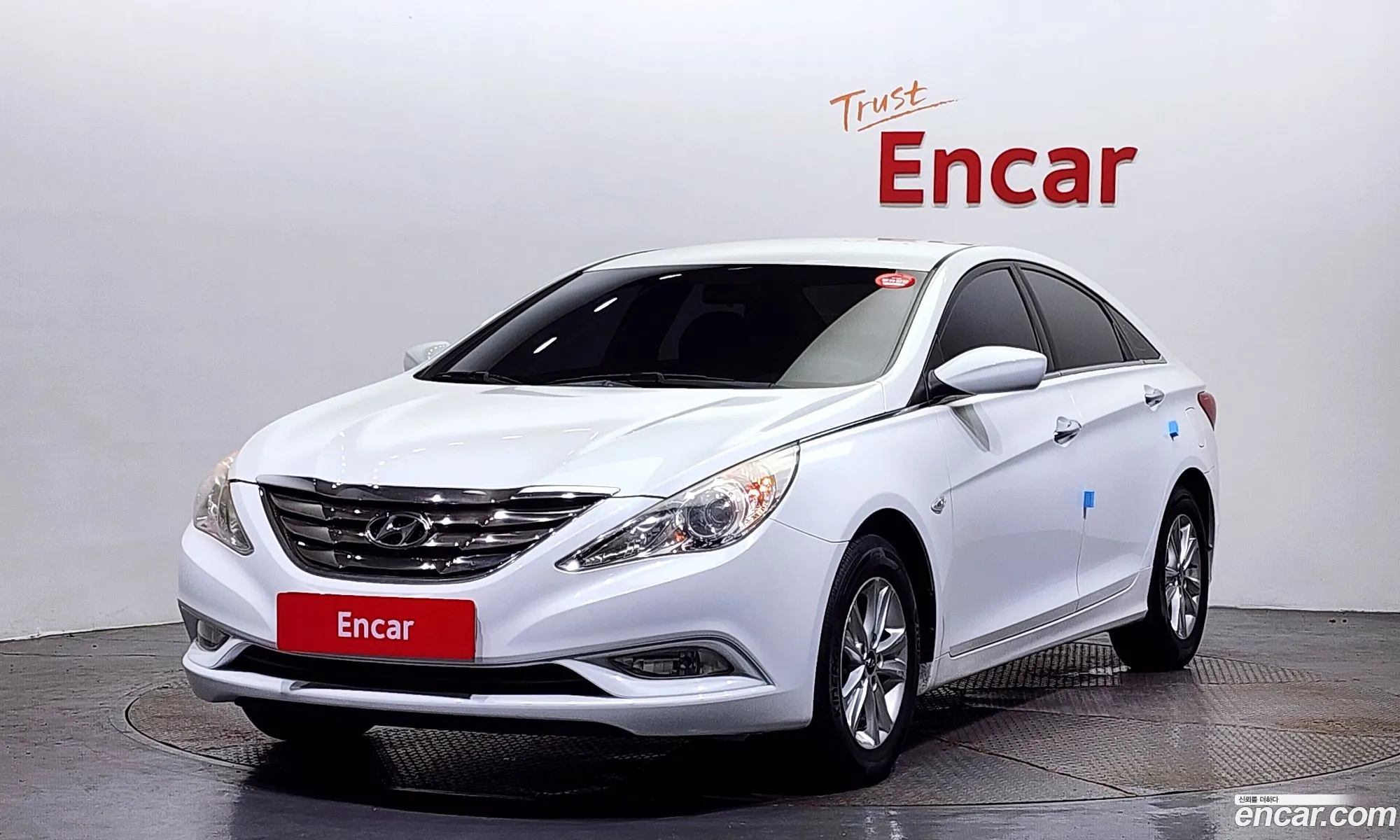 Hyundai Yf Sonata Lpi Premier - фотография 1880968