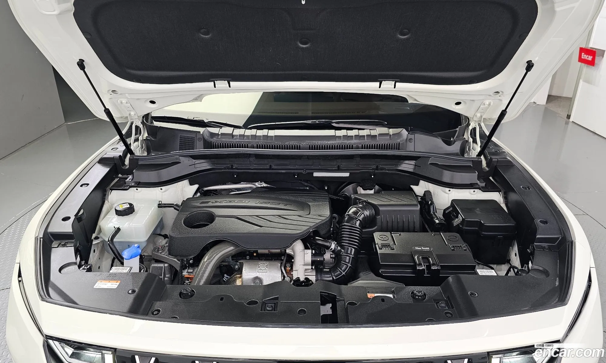 Kg Mobility Ssangyong Torres Gasoline 15 2Wd T7 - фотография 7716316