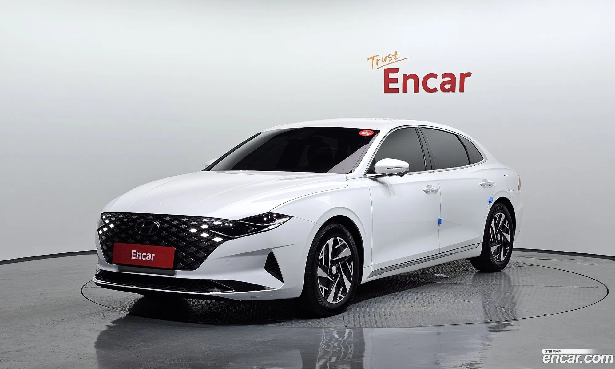 Hyundai The New Grandeur Ig Hybrid Exclusive - фотография 1880896