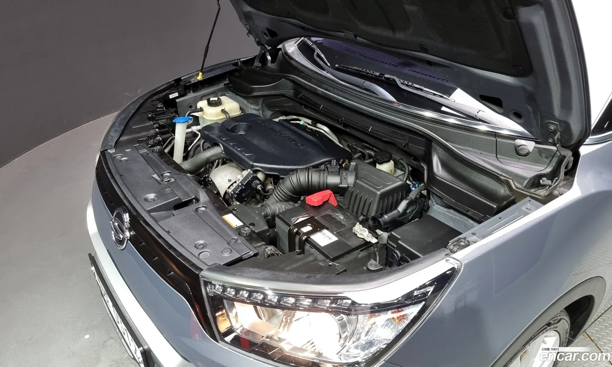 Kg Mobility Ssangyong Tivoli Air Diesel Ix 2Wd - фотография 7883410