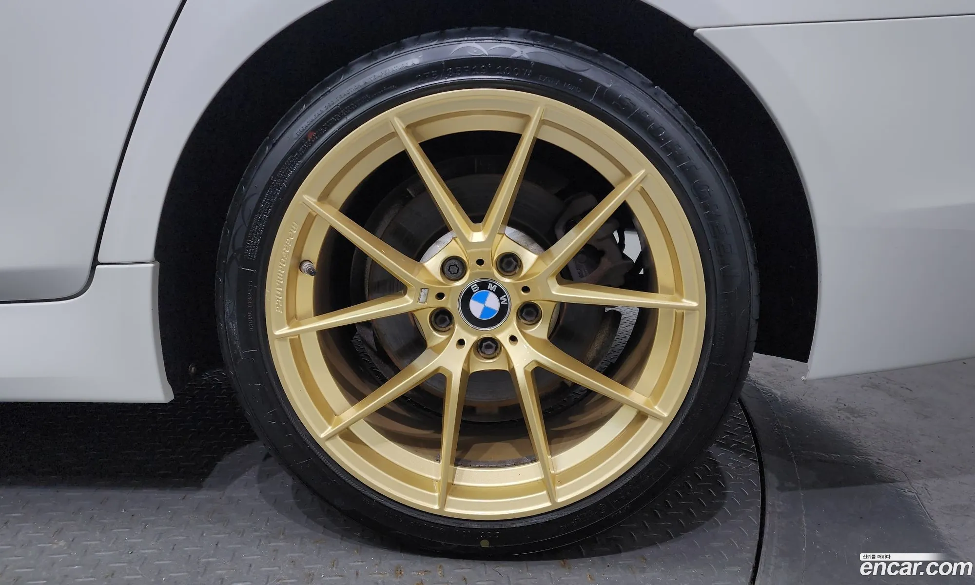 BMW 5 Series F10 520D - фотография 15296965