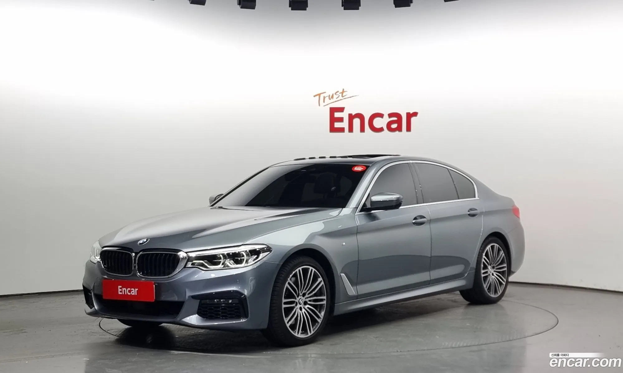 BMW 5 Series G30 530I xDrive M Sport Plus - фотография 15311324