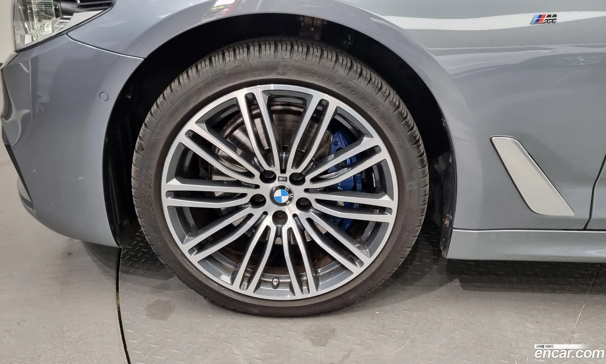 BMW 5 Series G30 530I xDrive M Sport Plus - фотография 15311328