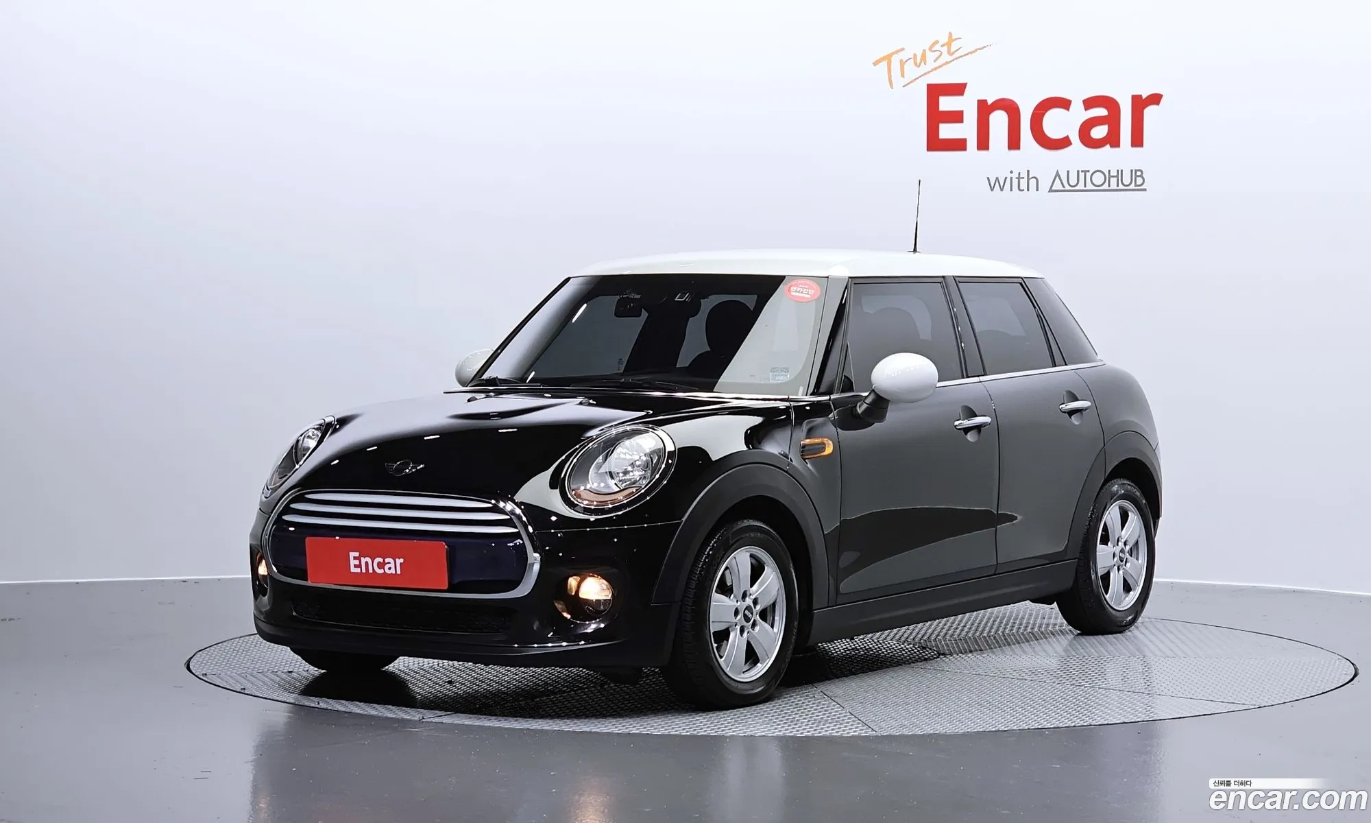 Mini Cooper D 5-Door Basic Model 3Rd Generation - фотография 256182