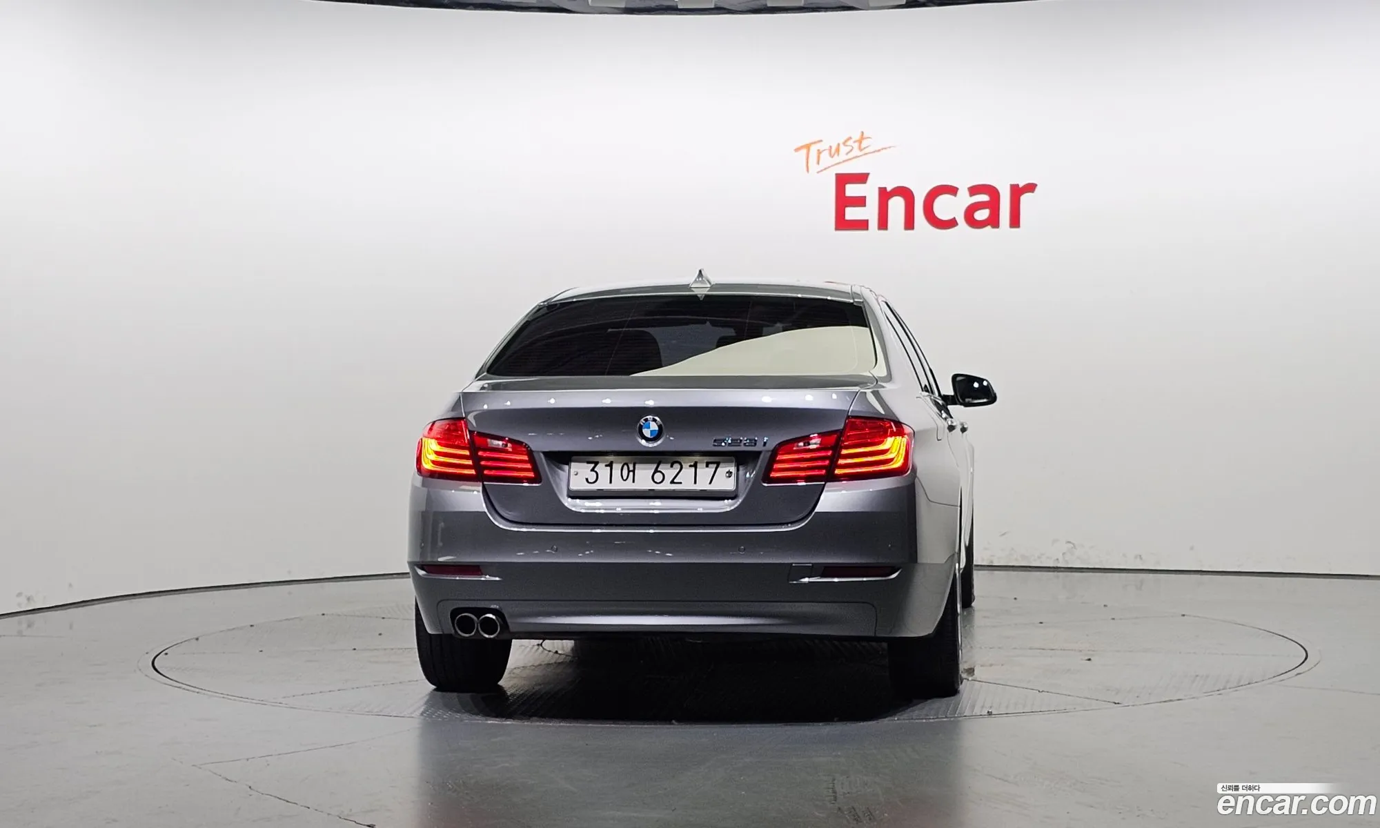 BMW 5 Series F10 528I - фотография 15311315
