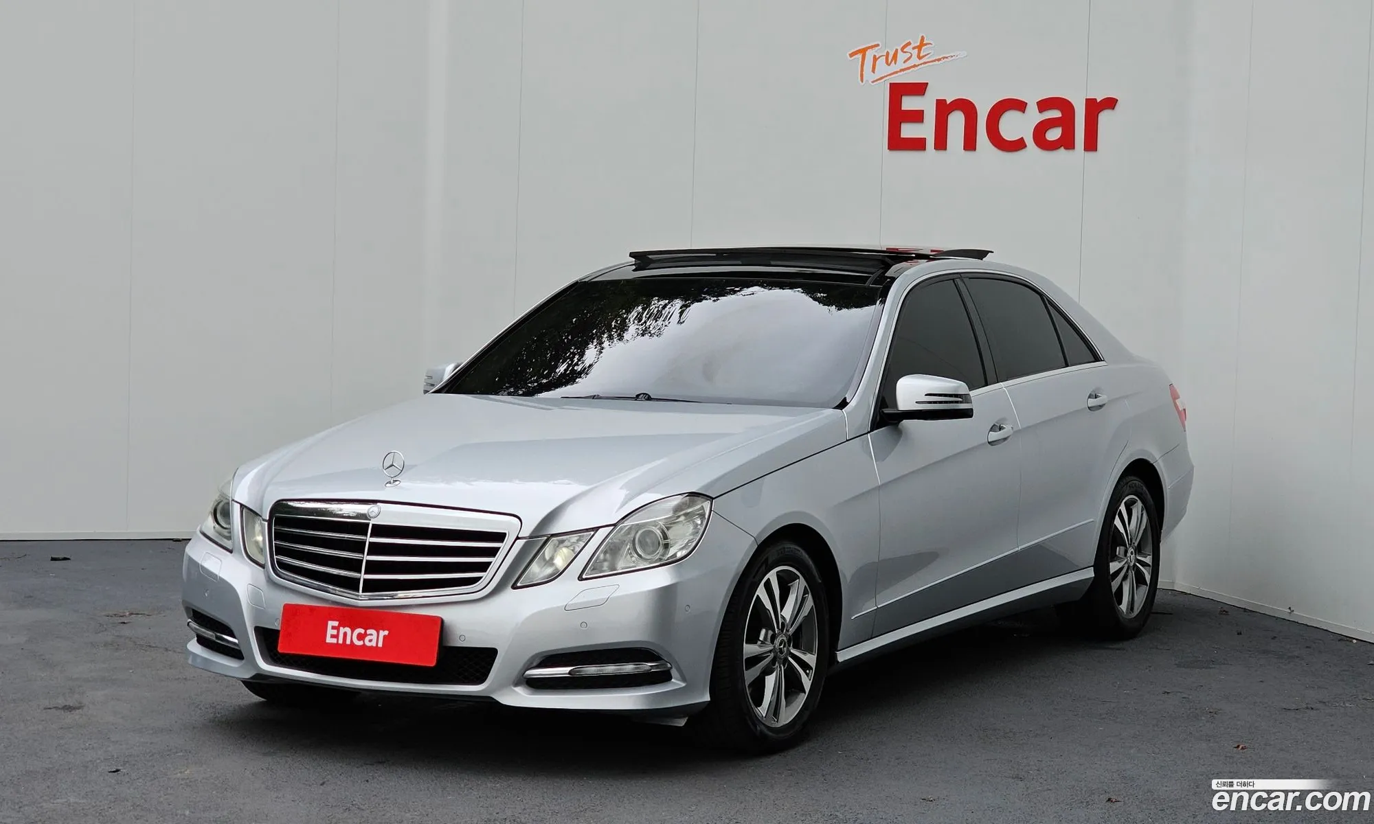 Mercedes E-Class W212 E300 Avantgarde - фотография 12522450