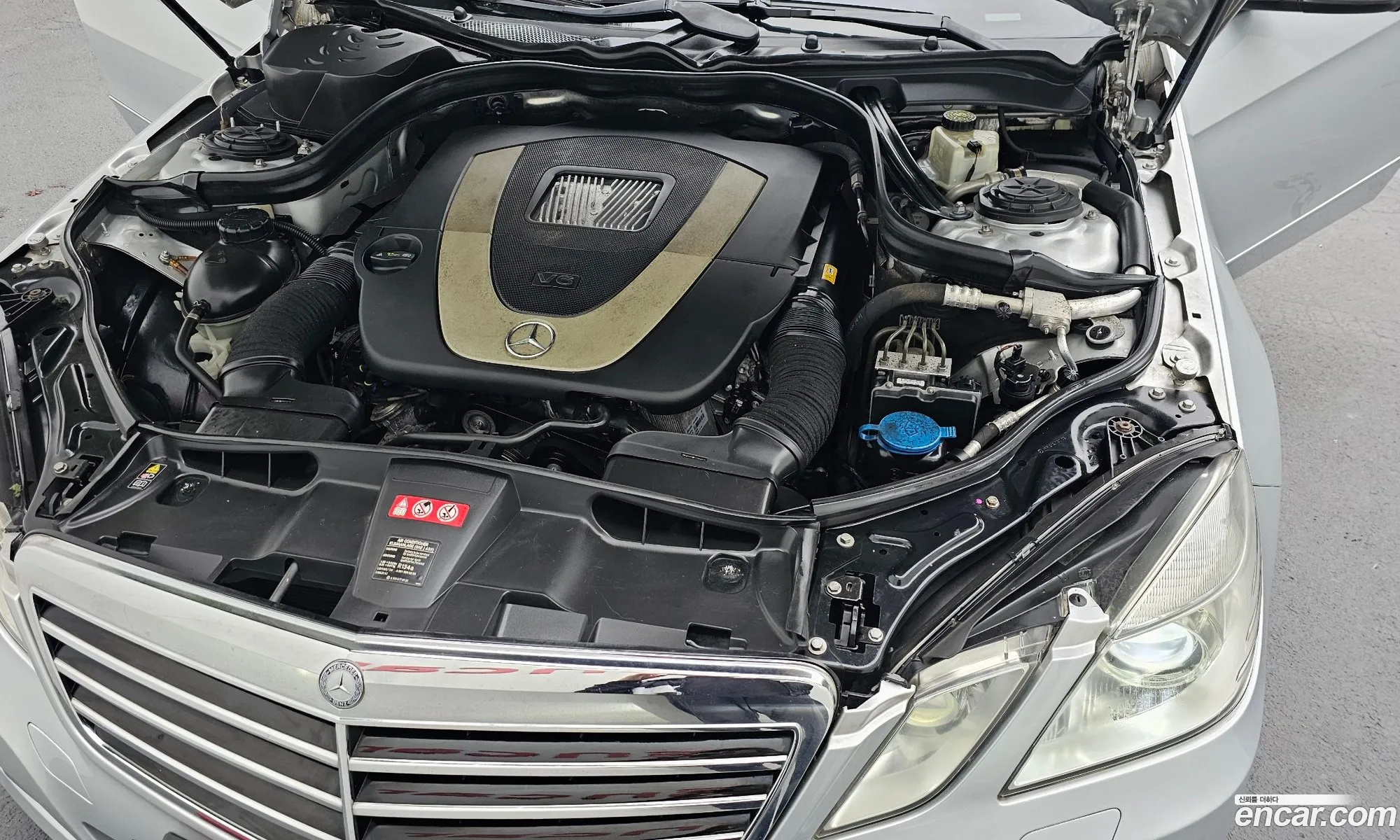 Mercedes E-Class W212 E300 Avantgarde - фотография 12522455