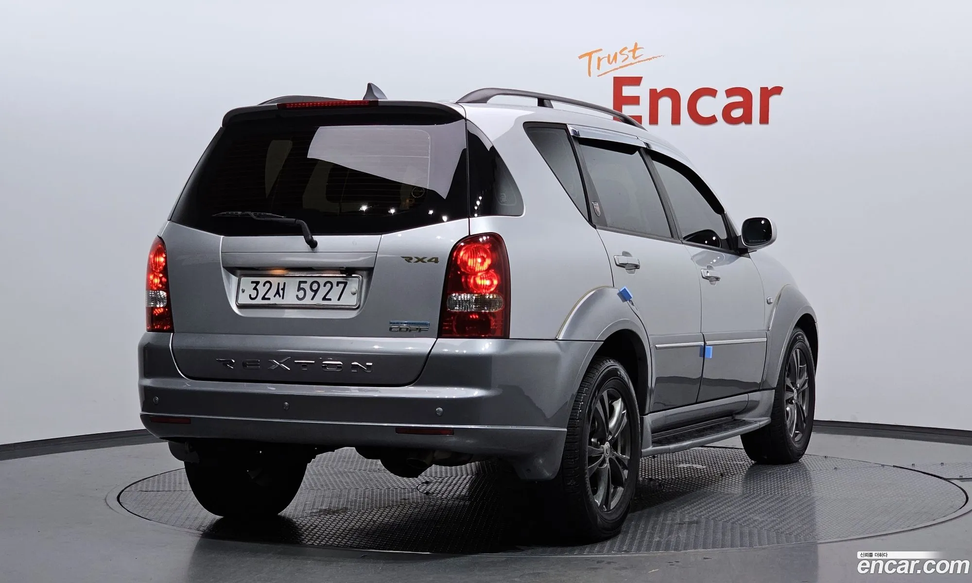 Kg Mobility Ssangyong Super Rexton 2Wd Rx4 Top-Of-The-Line Model - фотография 7761399