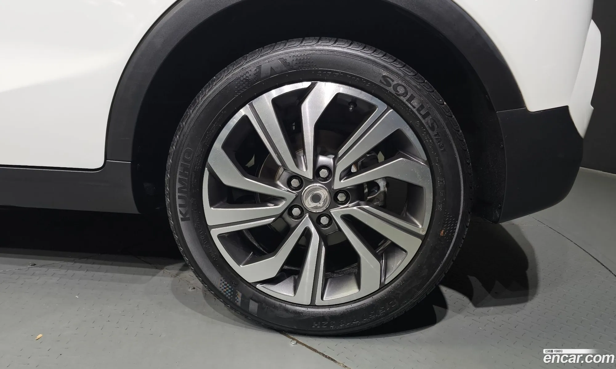 Kg Mobility Ssangyong Very New Tivoli Gasoline 15 2Wd V7 - фотография 7459870