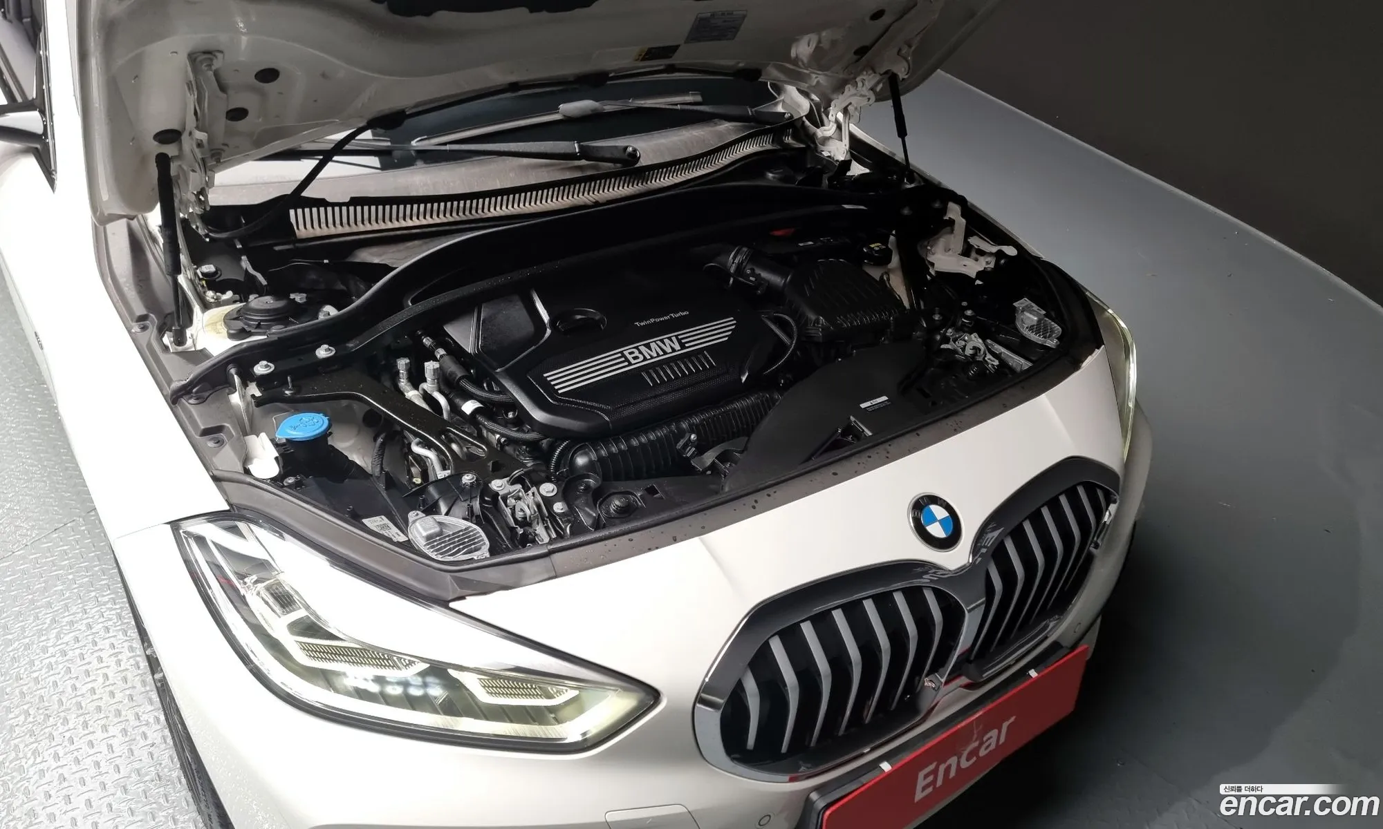 BMW 1 Series F40 120I M Sports - фотография 15412296