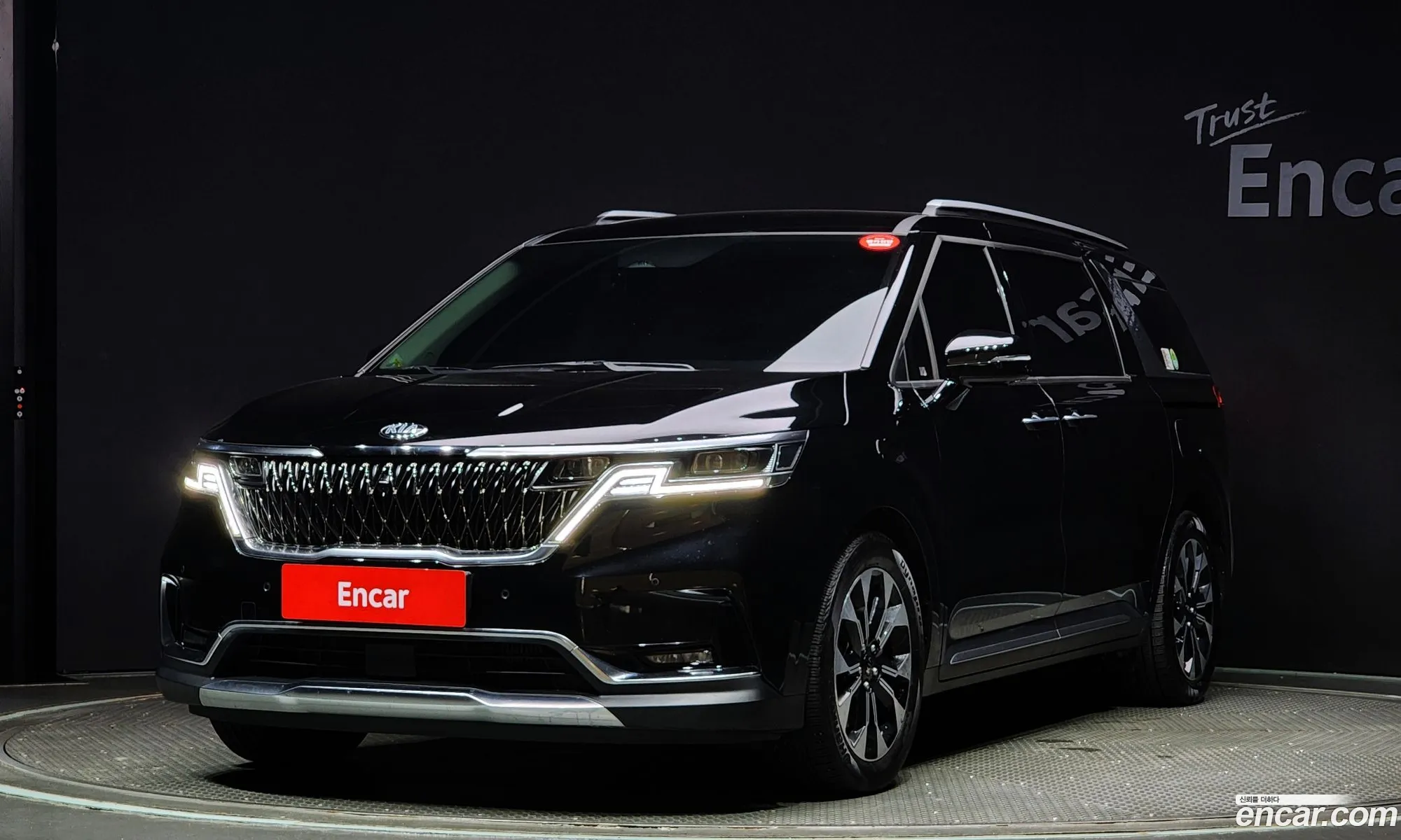 Kia Carnival 4Th Generation 9-Seater Signature - фотография 1631630