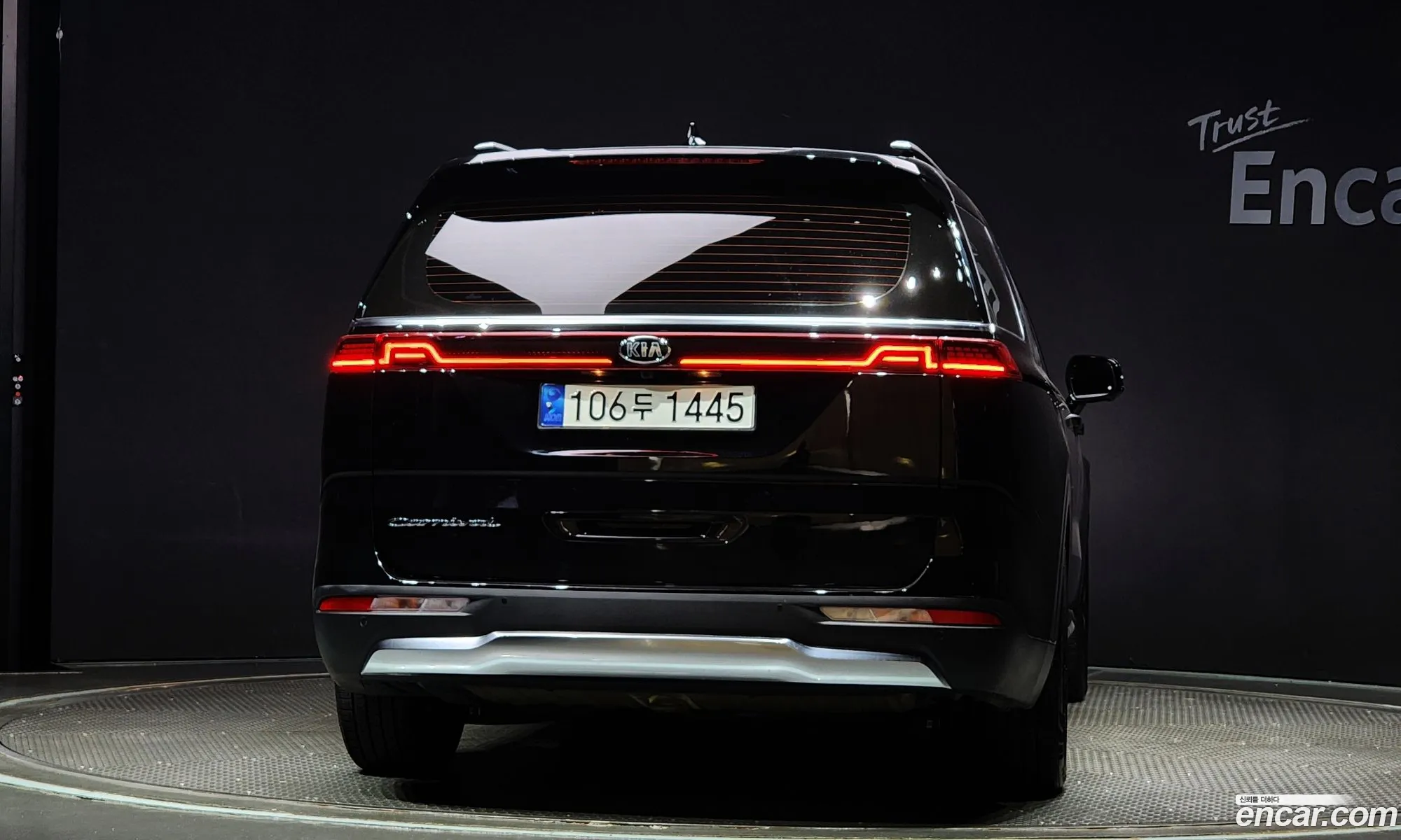 Kia Carnival 4Th Generation 9-Seater Signature - фотография 1631633