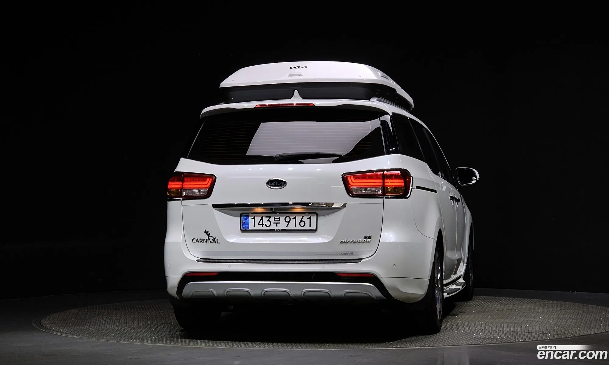 Kia All New Carnival 9-Seater Outdoor Prestige - фотография 1631657