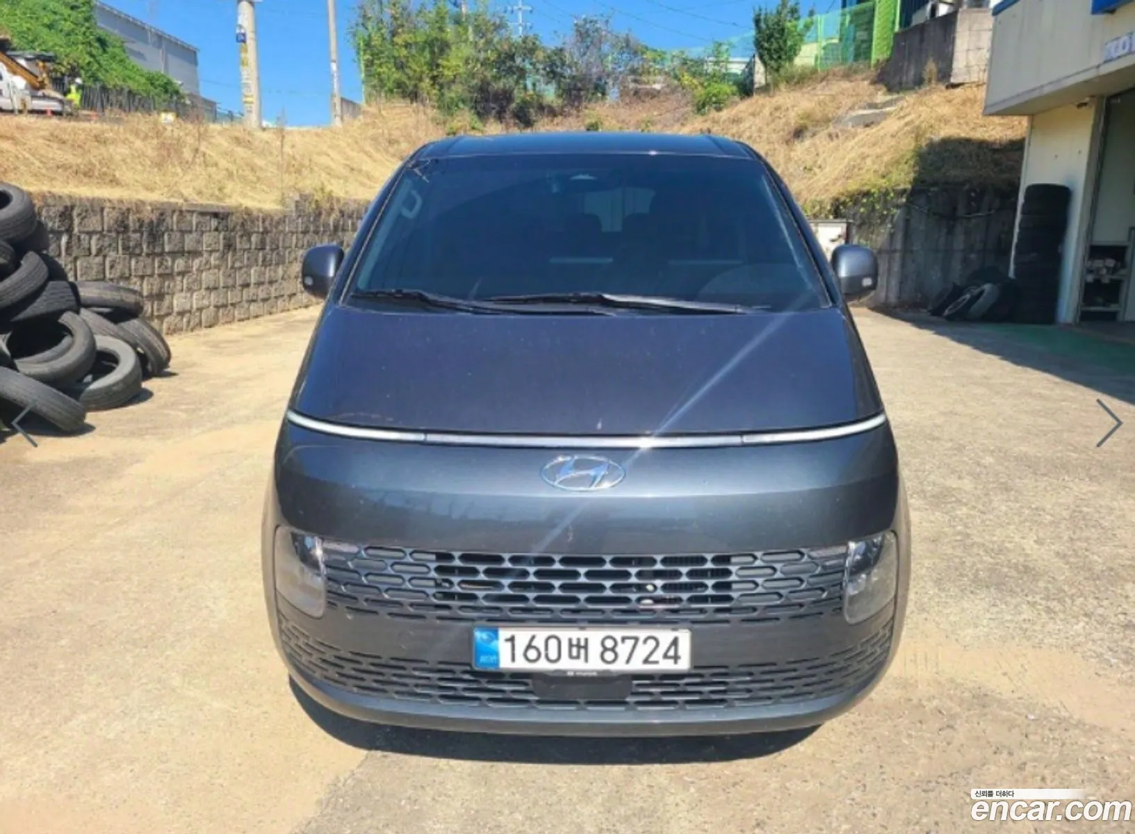 Hyundai Staria 4Wd Tourer 9-Seater Modern - фотография 12503367