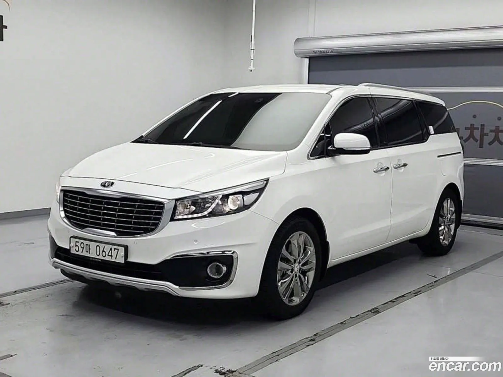 Kia All New Carnival 7-Seater Limousine President - фотография 1619988