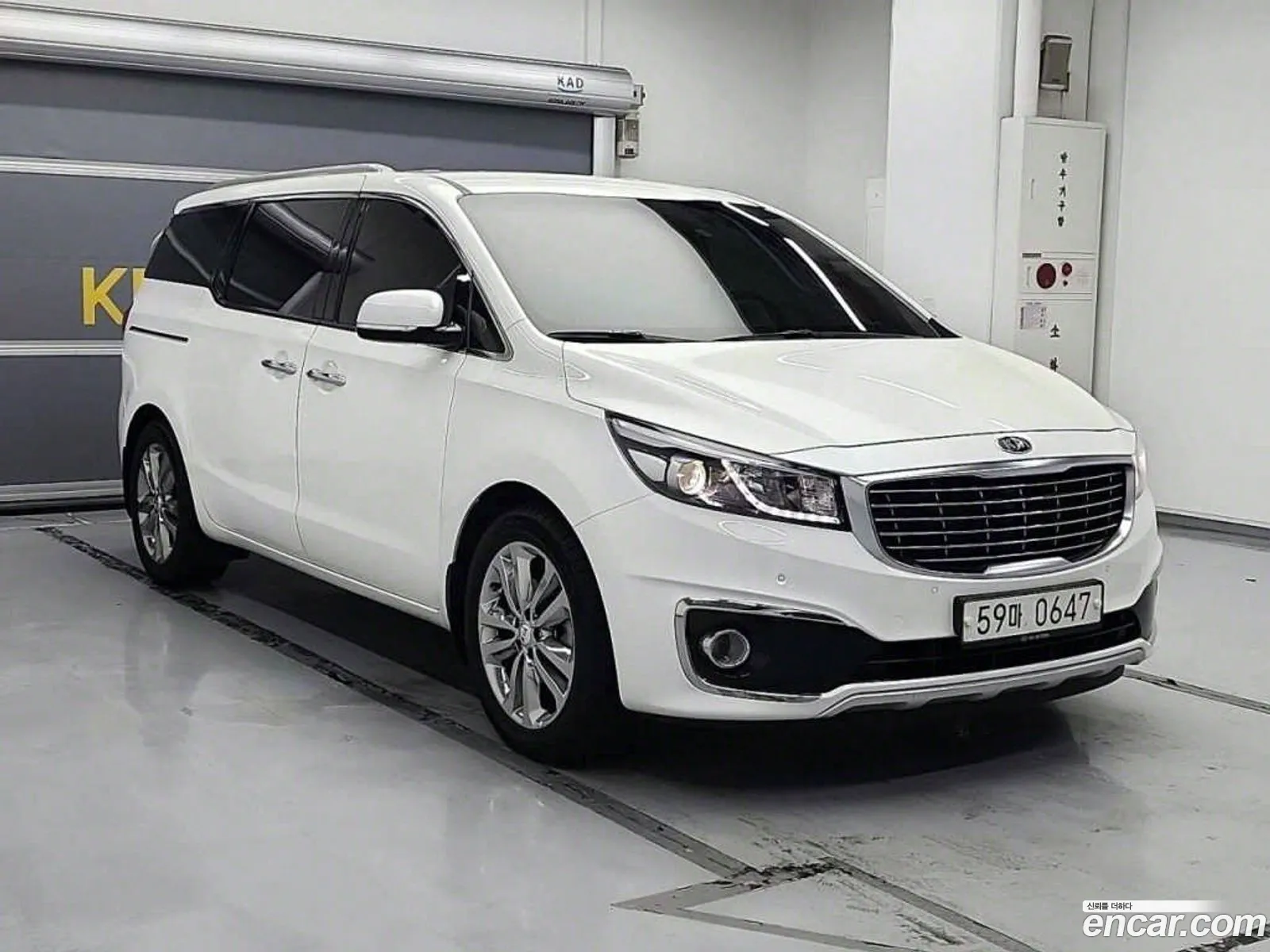 Kia All New Carnival 7-Seater Limousine President - фотография 1619989