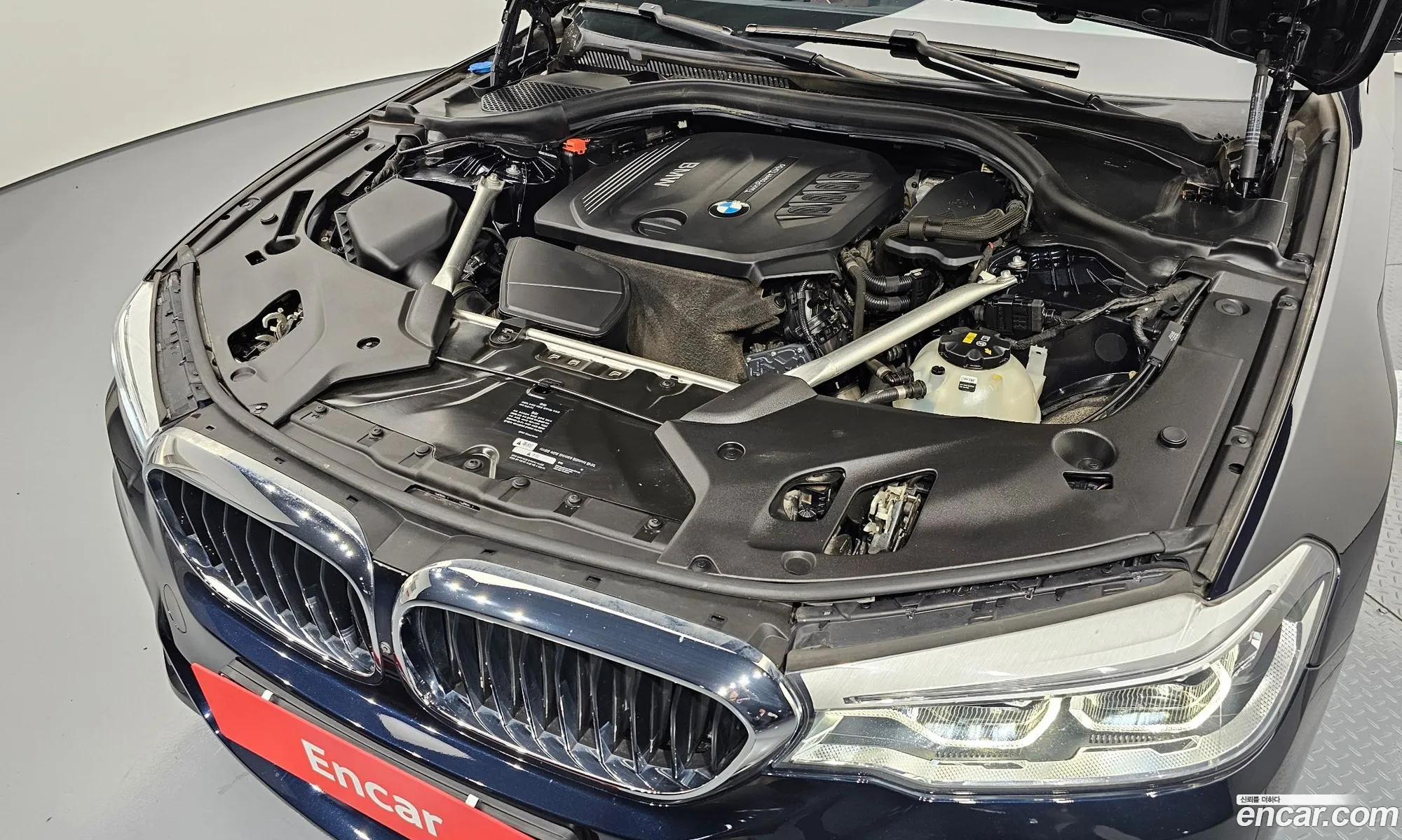 BMW 5 Series G30 520D M Sports Plus - фотография 15439936