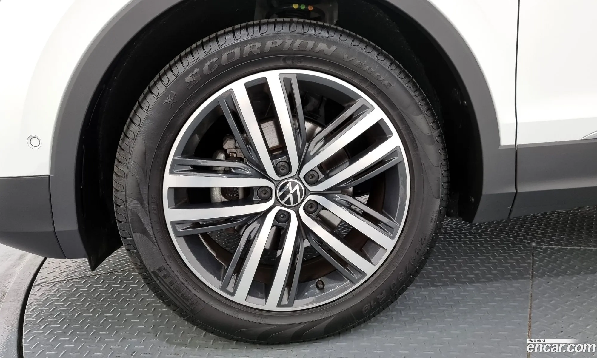 Volkswagen Tiguan 2Nd Generation 20 Tdi Prestige - фотография 12100626