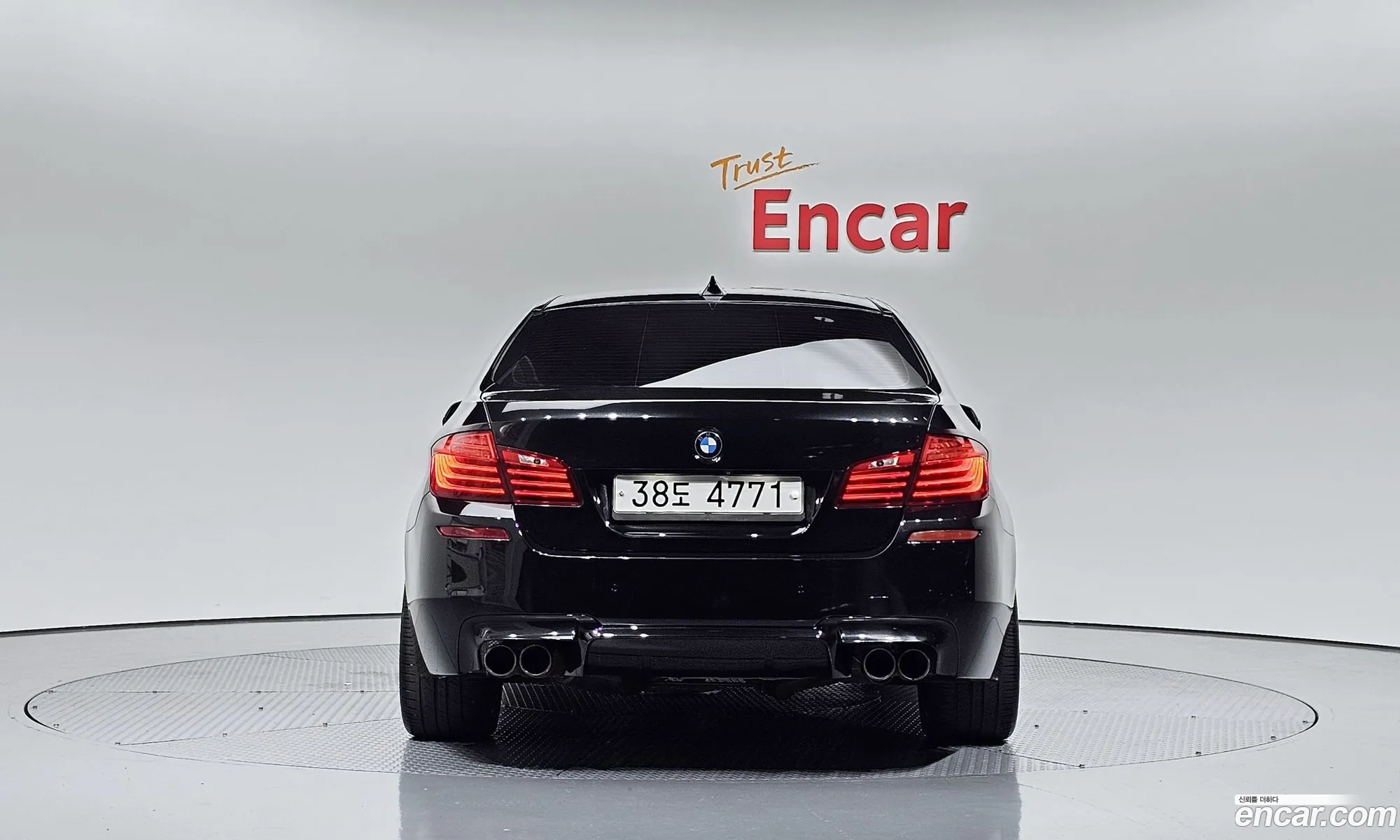BMW 5 Series F10 528I xDrive - фотография 15439958