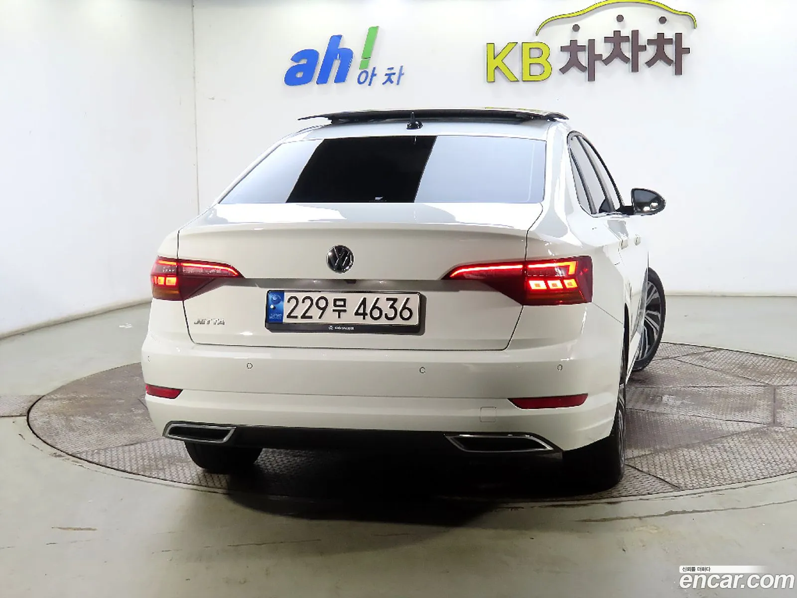 Volkswagen Jetta 7Th Generation 14 Tsi Prestige - фотография 12100611
