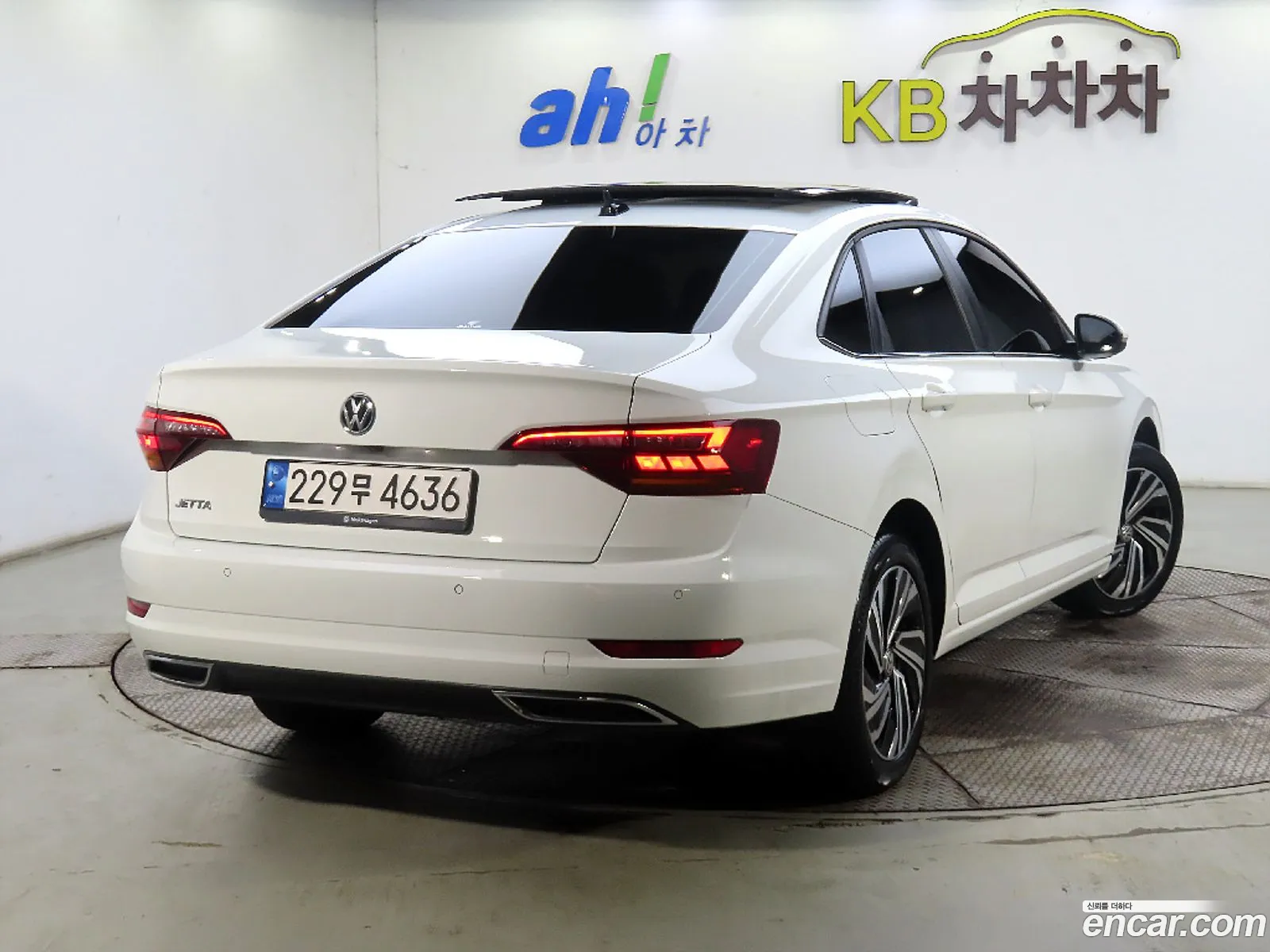 Volkswagen Jetta 7Th Generation 14 Tsi Prestige - фотография 12100612