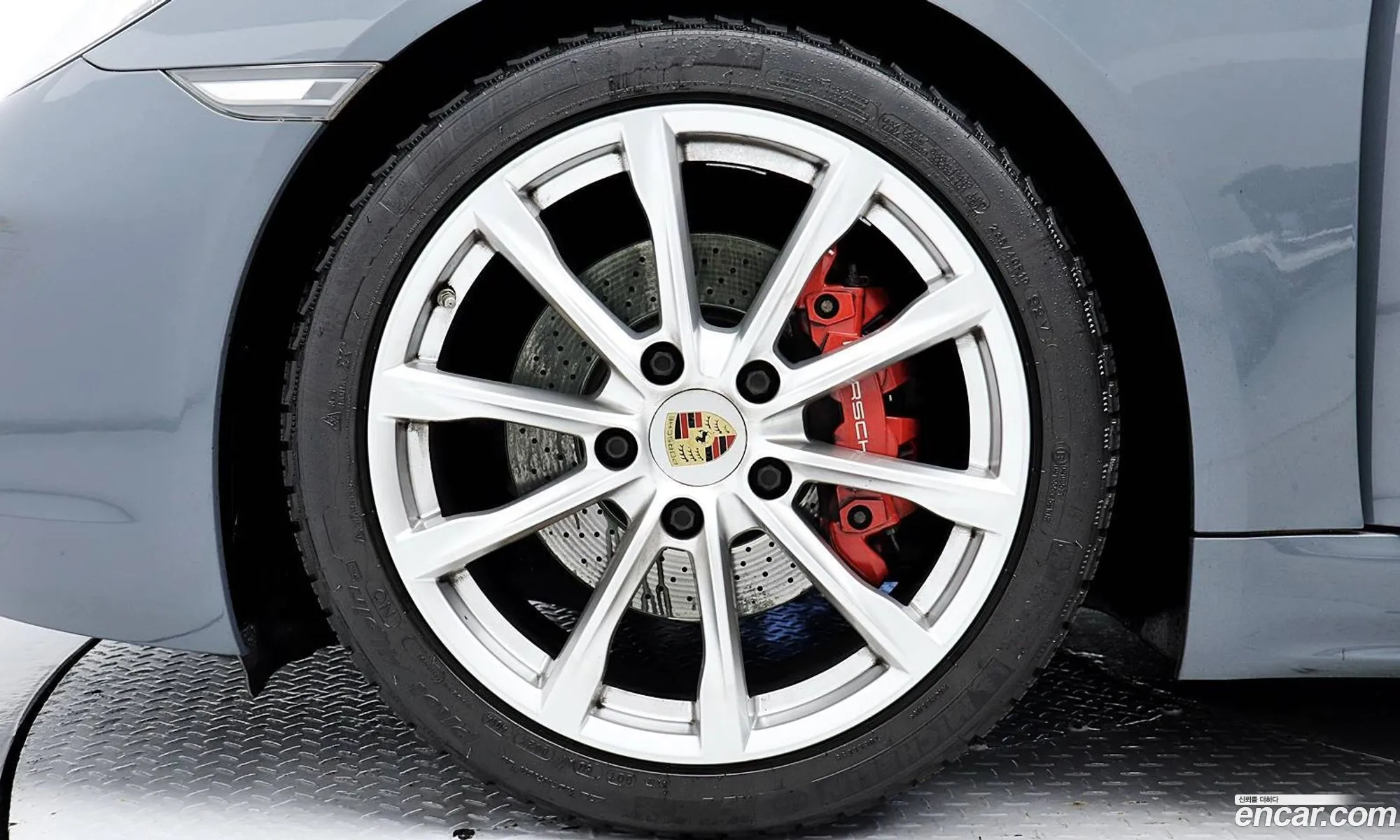 Porsche 718 Boxster S 25 - фотография 107989