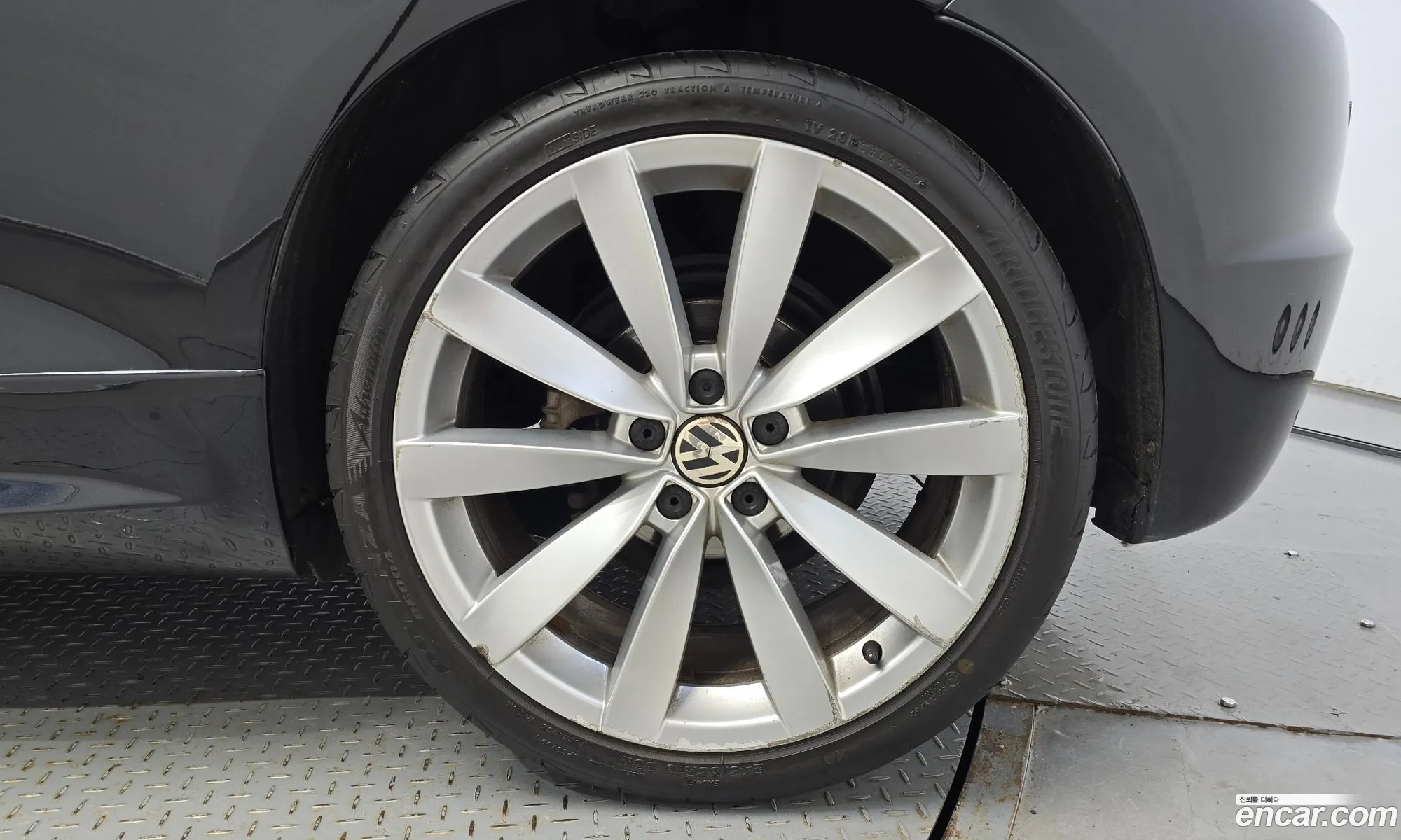 Volkswagen Scirocco 20 Tdi R-Line - фотография 12139020