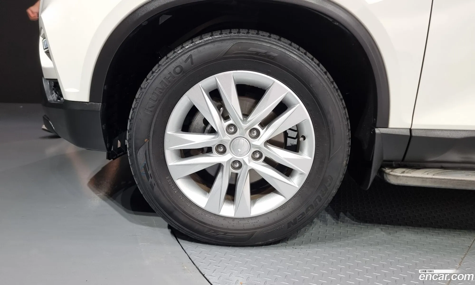 Kg Mobility Ssangyong Rexton Sports Diesel 22 4Wd Prestige - фотография 8017608