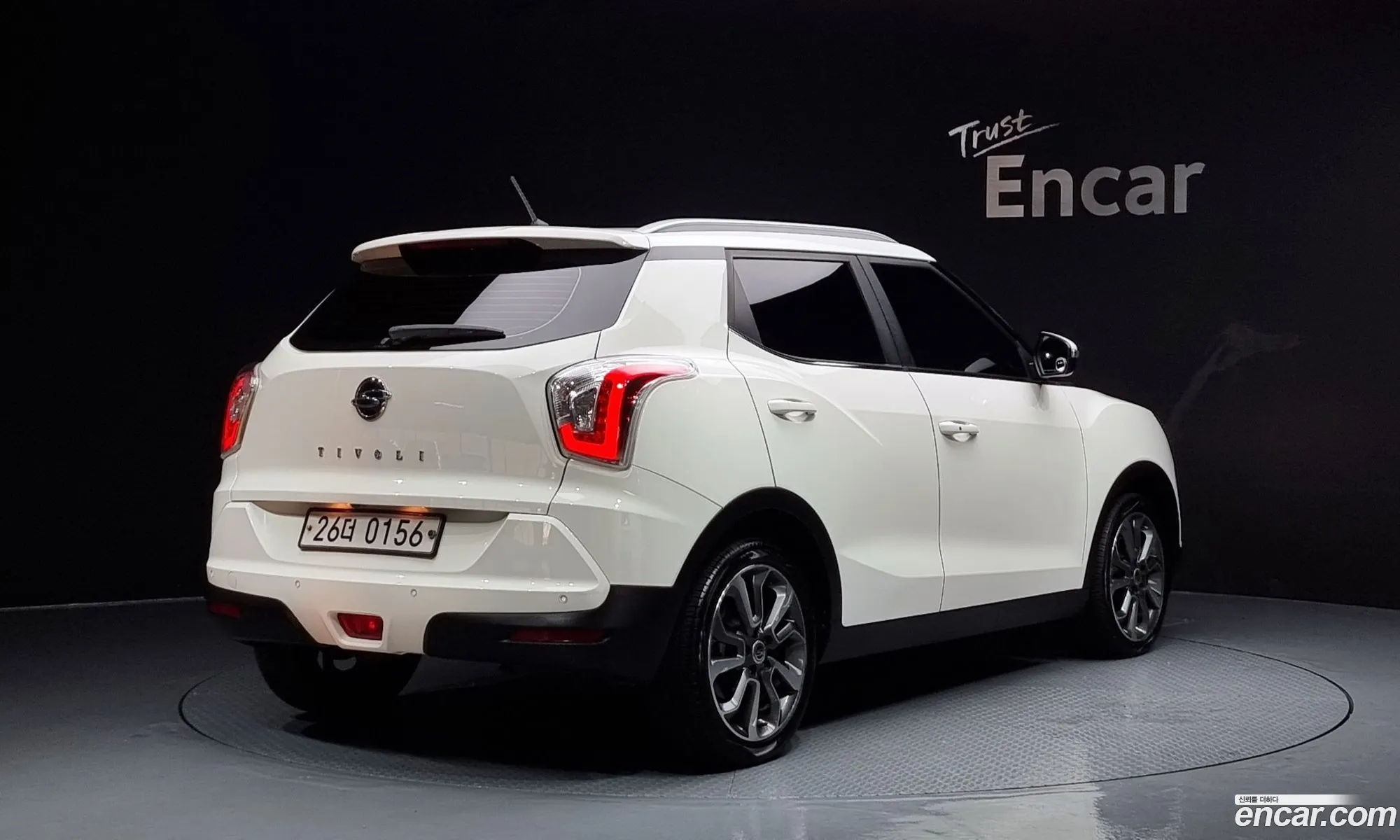 Kg Mobility Ssangyong Tivoli Diesel Lx 2Wd - фотография 8017593