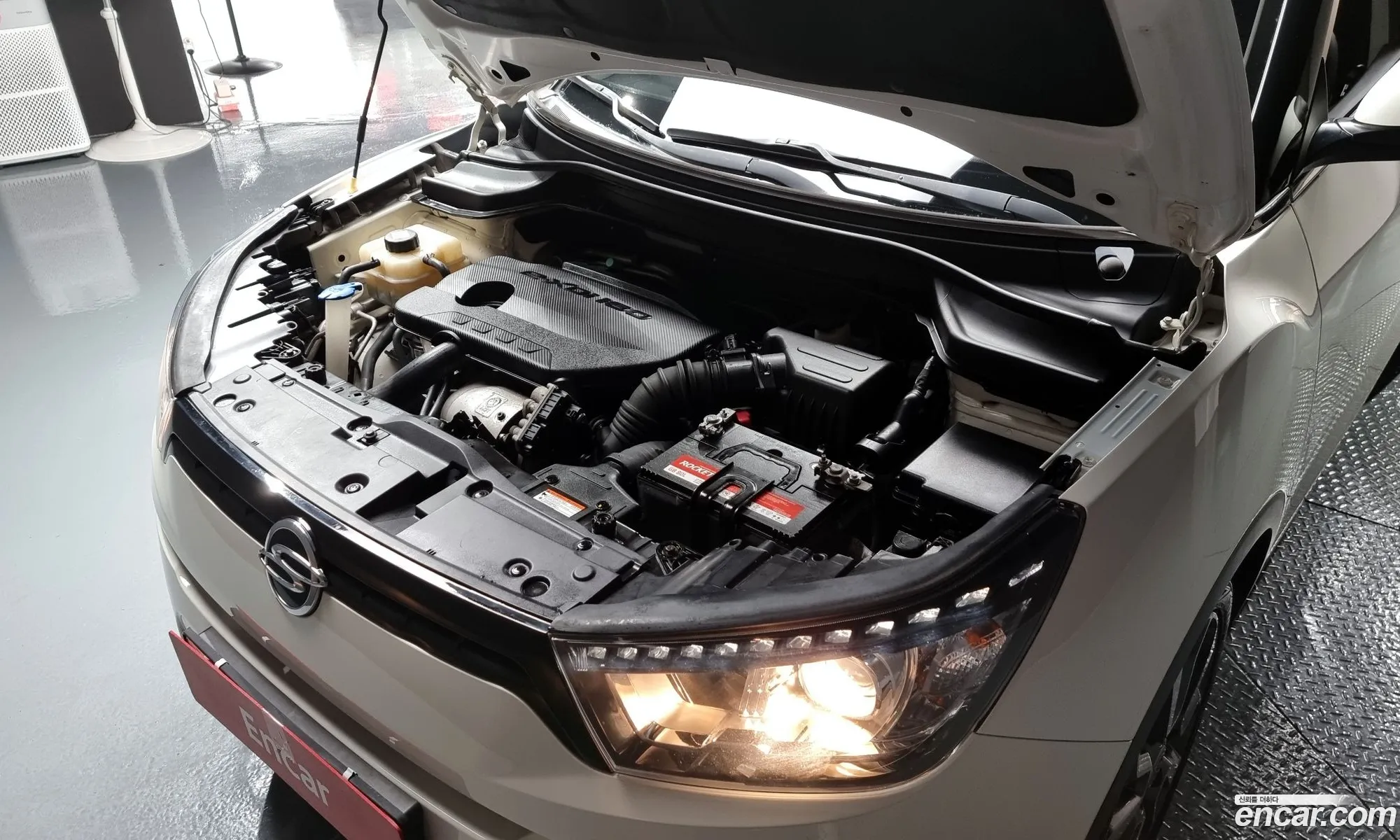 Kg Mobility Ssangyong Tivoli Diesel Lx 2Wd - фотография 8017597