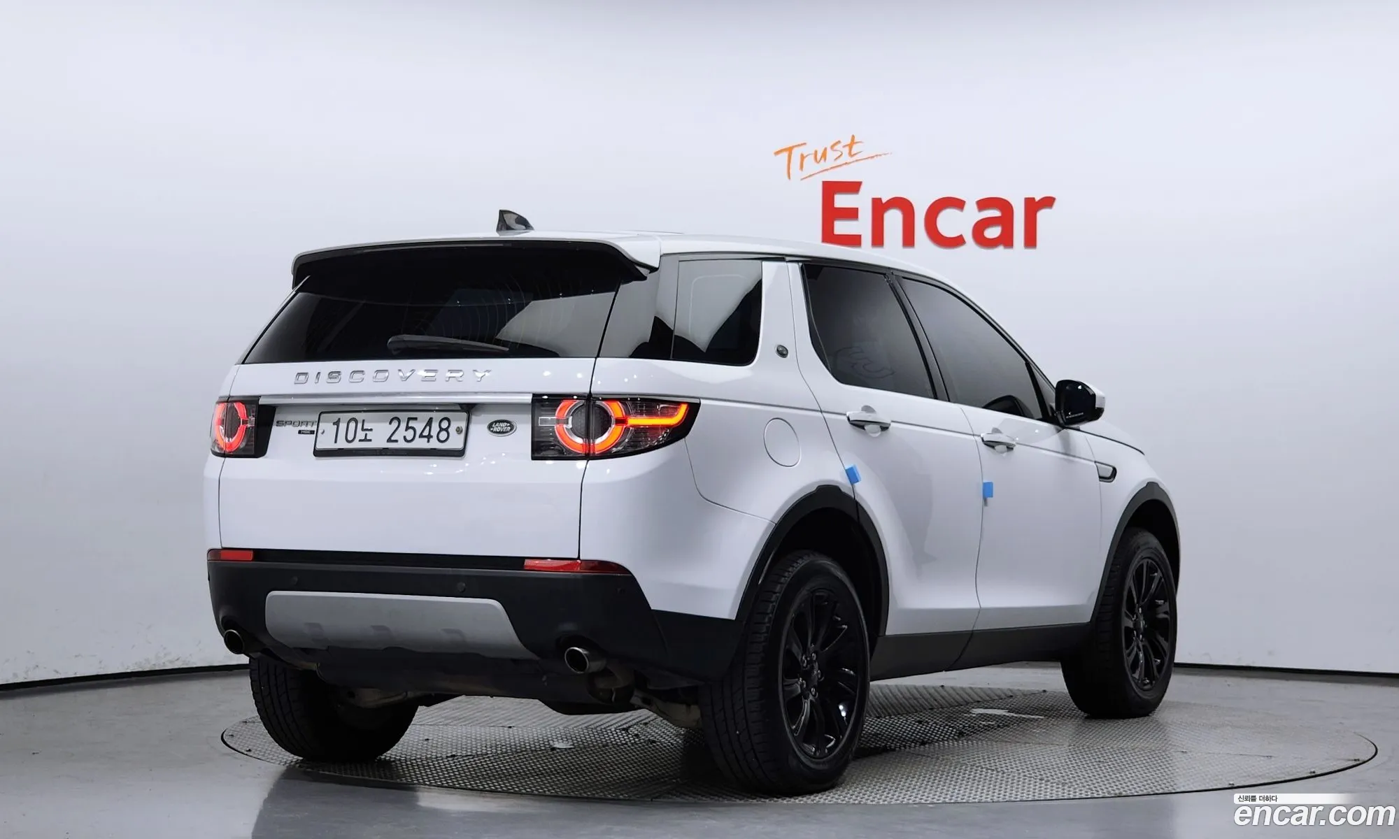 Land Rover Discovery Sports 20 Td4 Hse Luxury - фотография 4704851